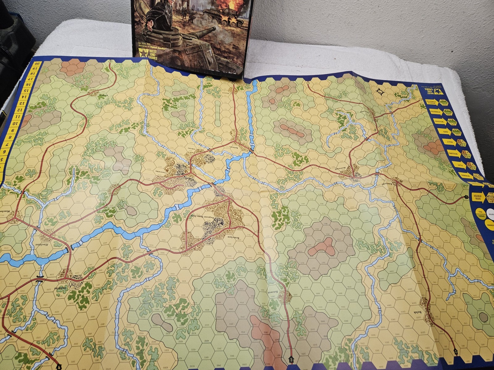 WEST END GAMES TANK LEADER GAME EASTERN FRONT 1986 VINTAGE CARDS UNPUNCHED