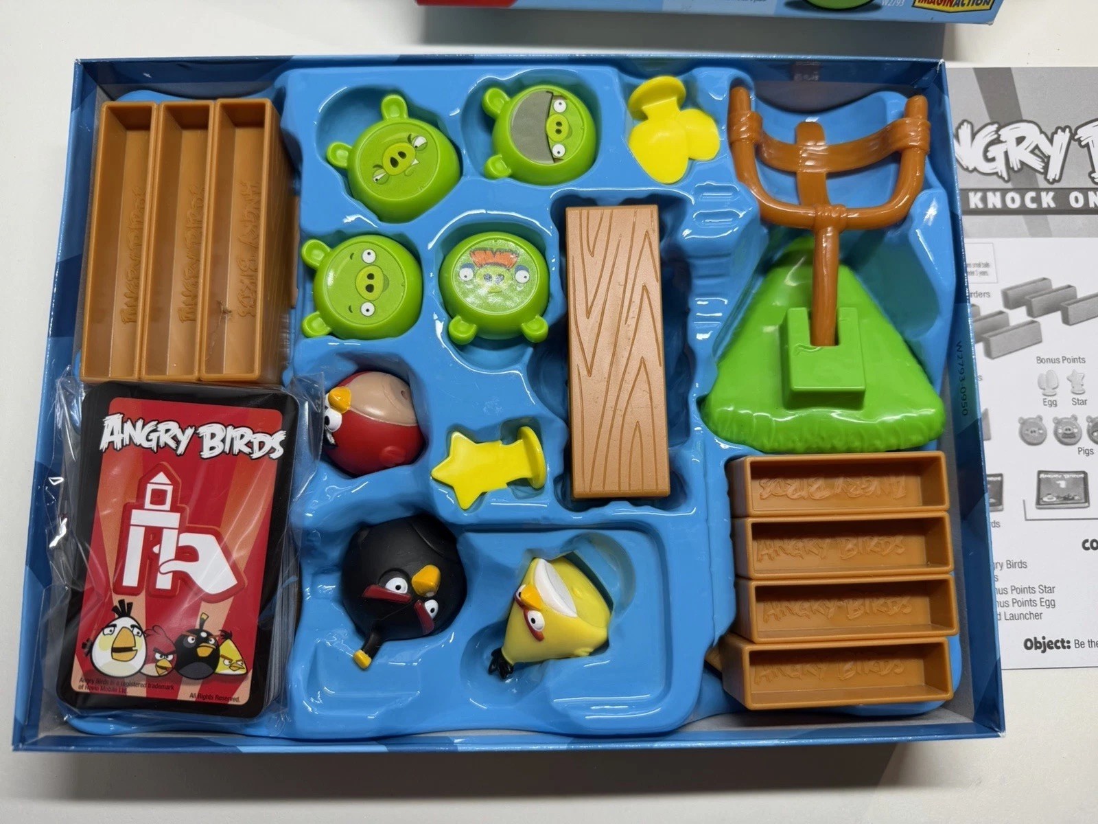 Angry Birds KNOCK ON WOOD Building Game 2-4 Players Mattel Ages 5+ Complete