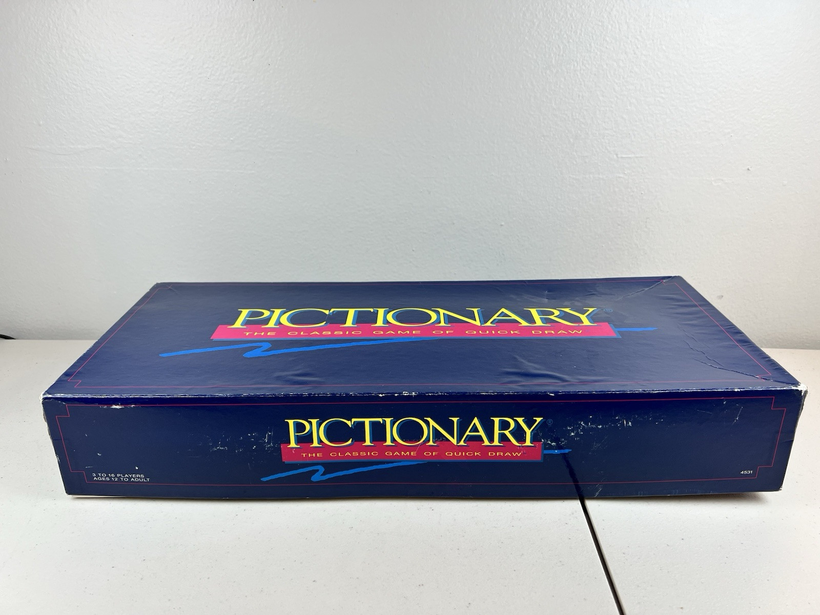 Vintage PICTIONARY 1993 Classic Board Game of Quick Draw Ships Complete