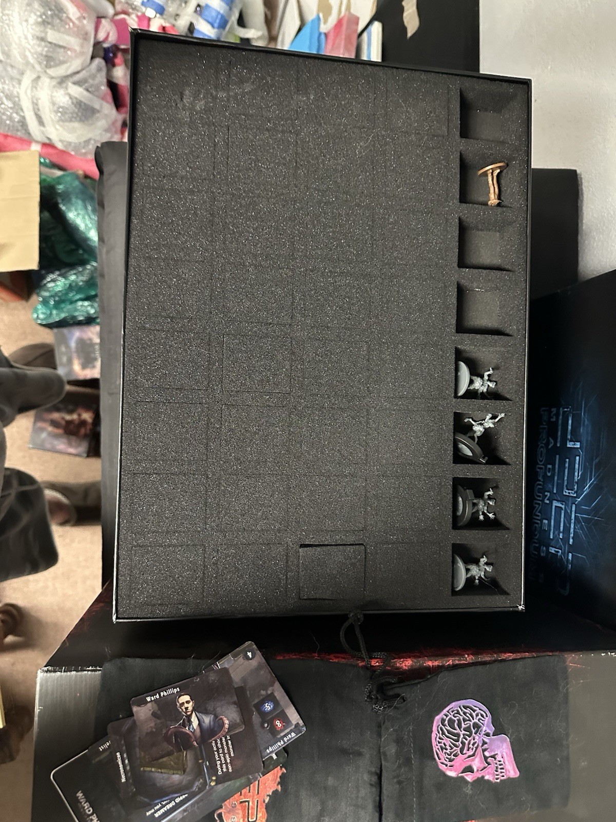 Deep Madness, 5 expansions, Profundum and Monstrum boxes, acrylic packs.