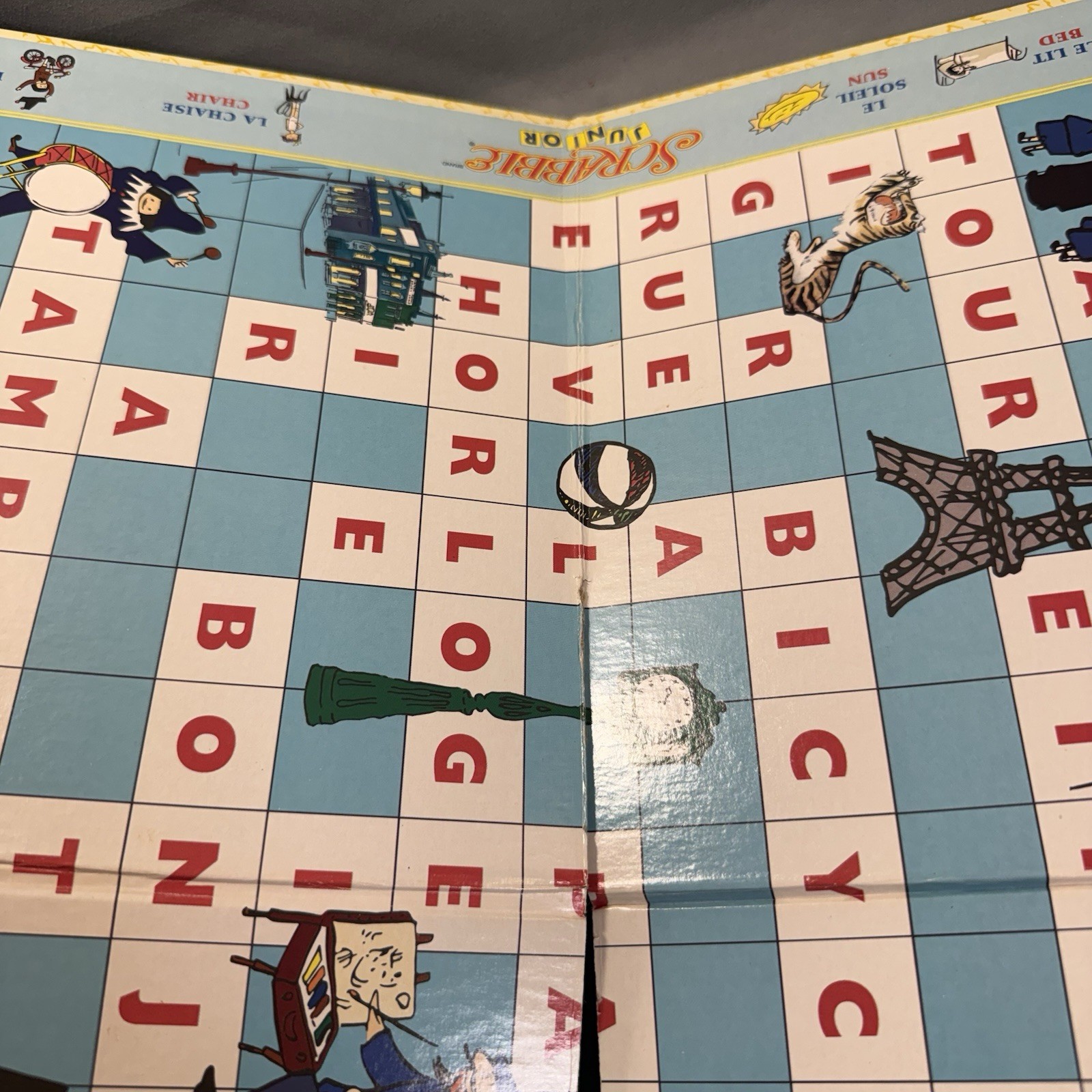 Madeline Scrabble Junior French & English Flash Cards. 2 Games. 100% Complete