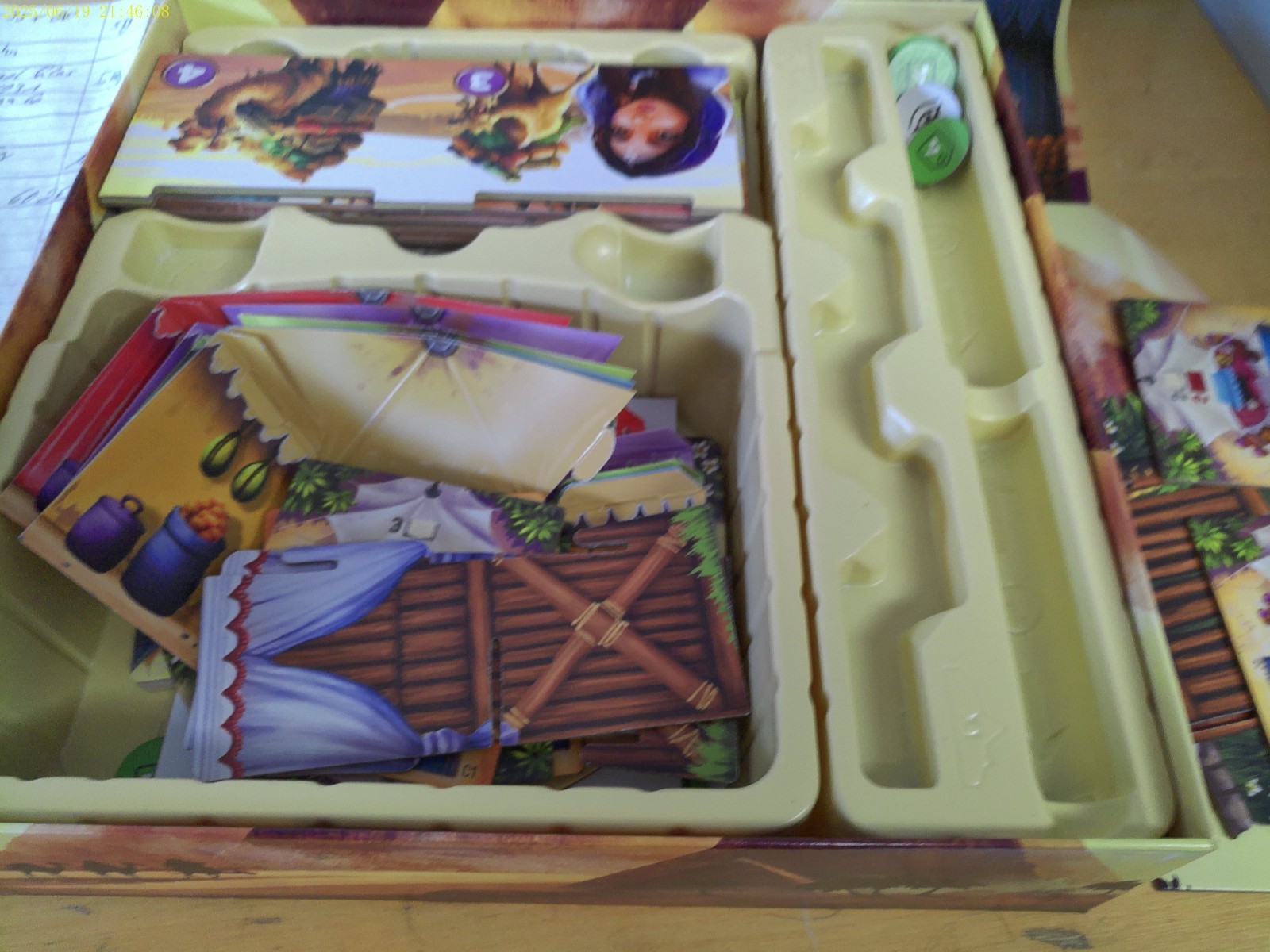 Pretzel Games Camel Up Well Boxed Board Game
