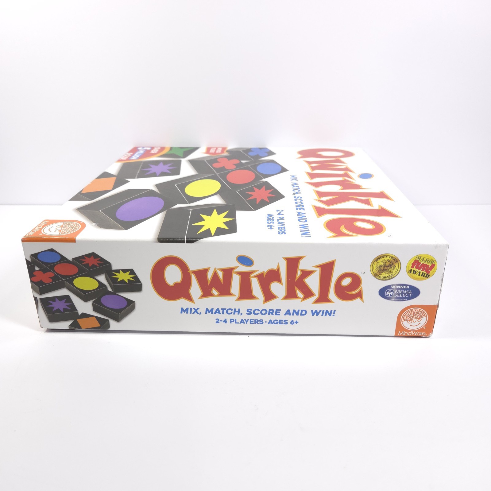 Qwirkle Board Game COMPLETE 108 Tiles Shapes Colors Good Strategy MindWare