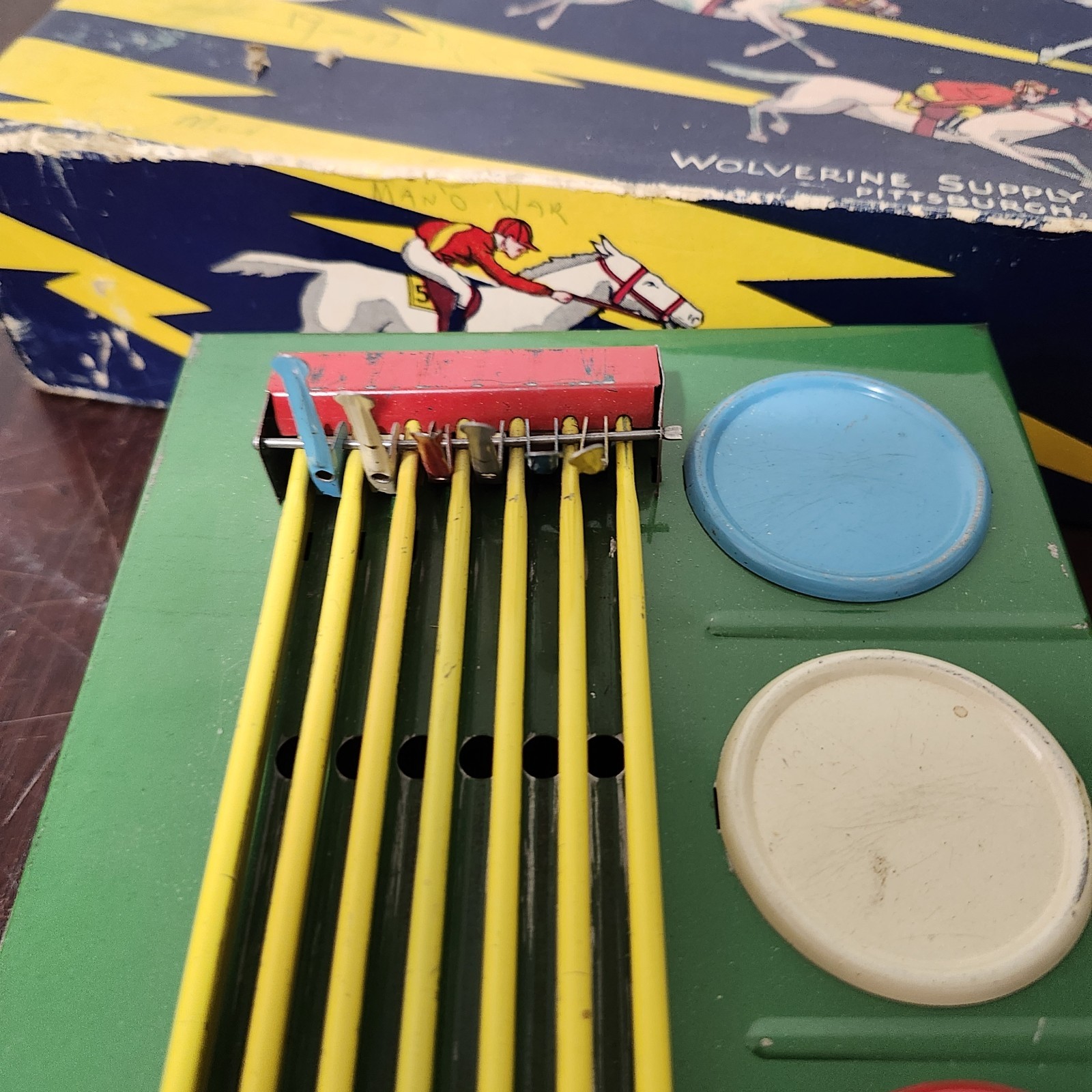 Vintage Gee-Wiz No.40 Racing Game Tin Litho Simulator Wolverine Horse Race Box