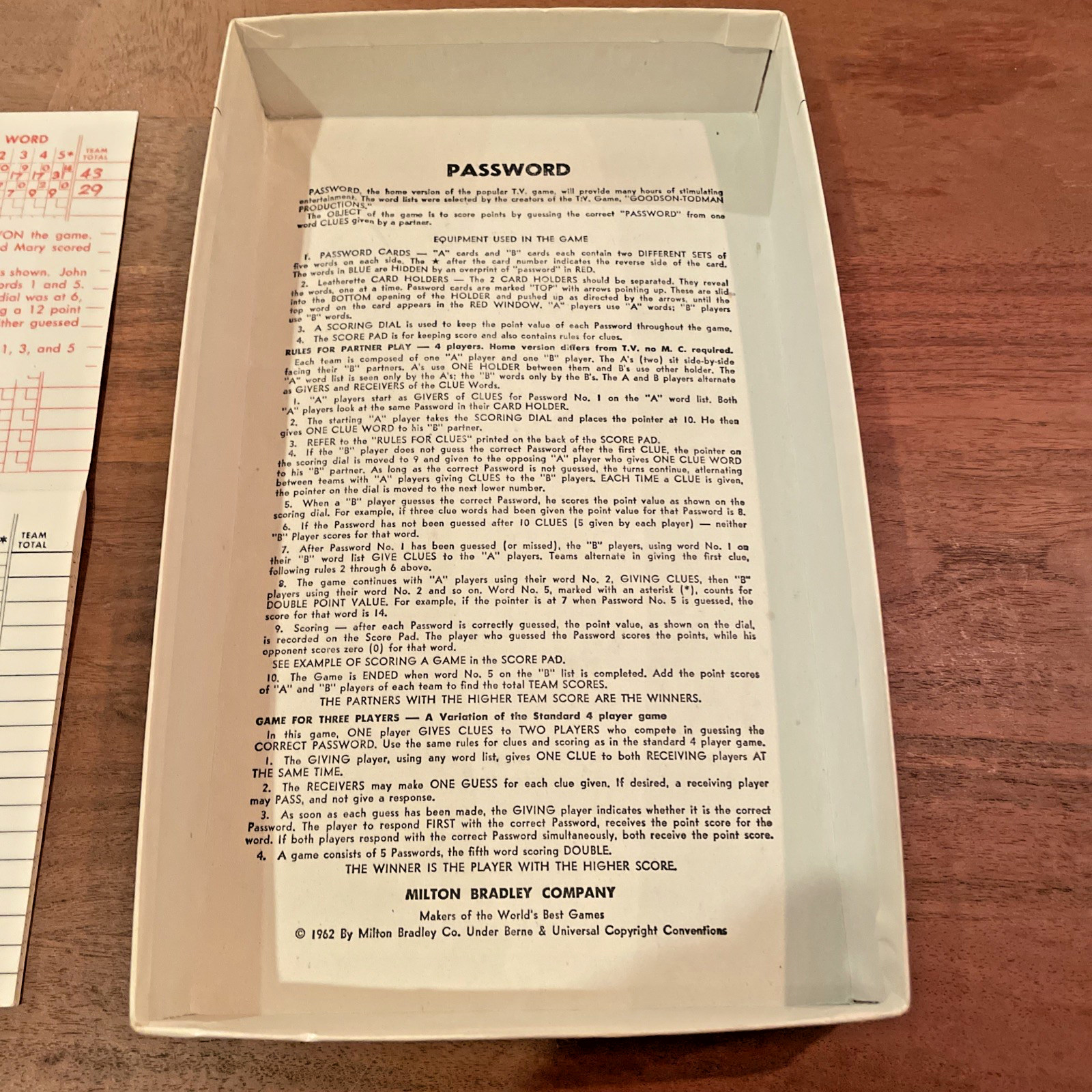 Password 20th Edition Vintage 1978 Game 100% Complete! Good Condition!