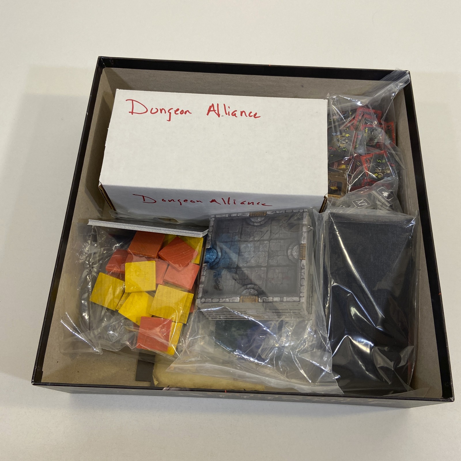 Andrew Parks Dungeon Alliance 2017 Quixiotic Board Game MISSING MINI FIGURES