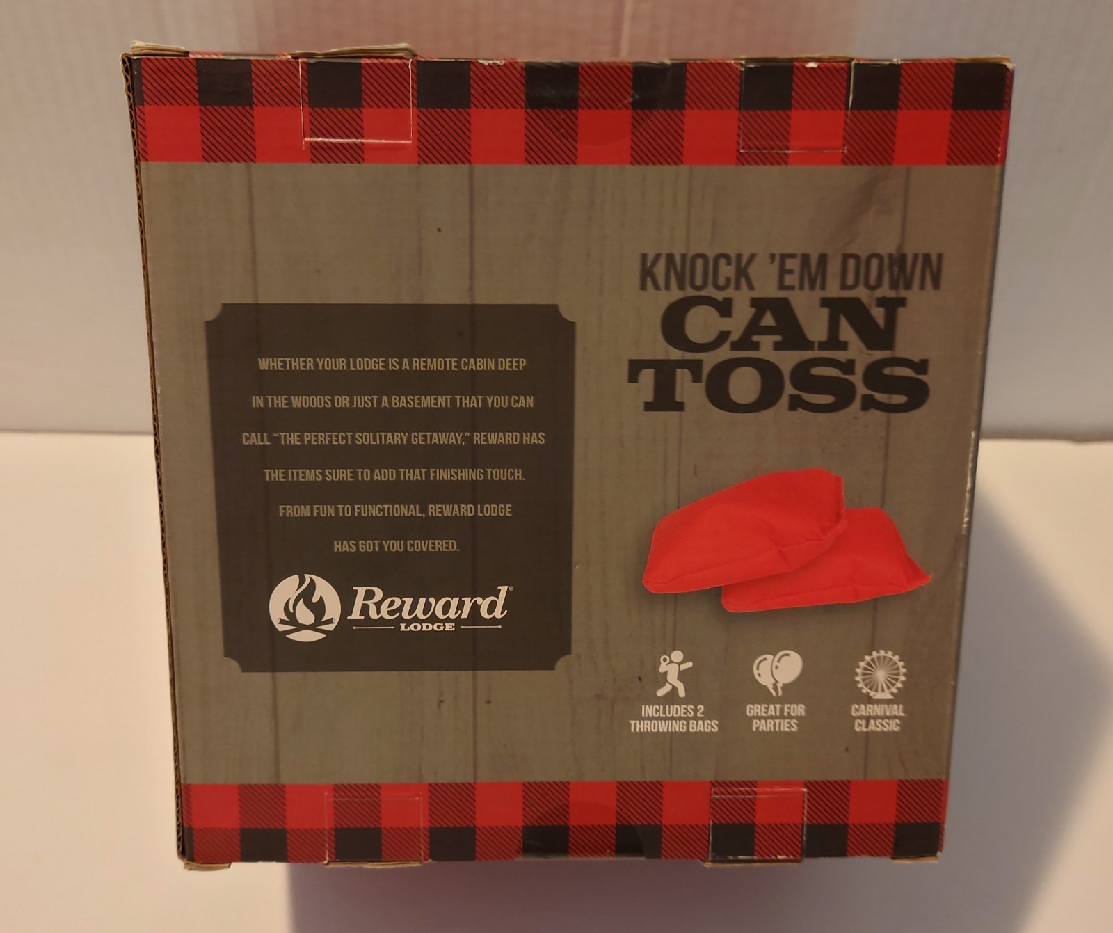 New in box Reward Lodge Knock em down can toss game carnival classic