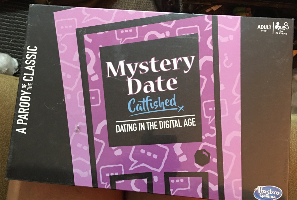 Hasbro MYSTERY DATE Catfished Adults Parody Dating Board Game (NEW & Sealed)