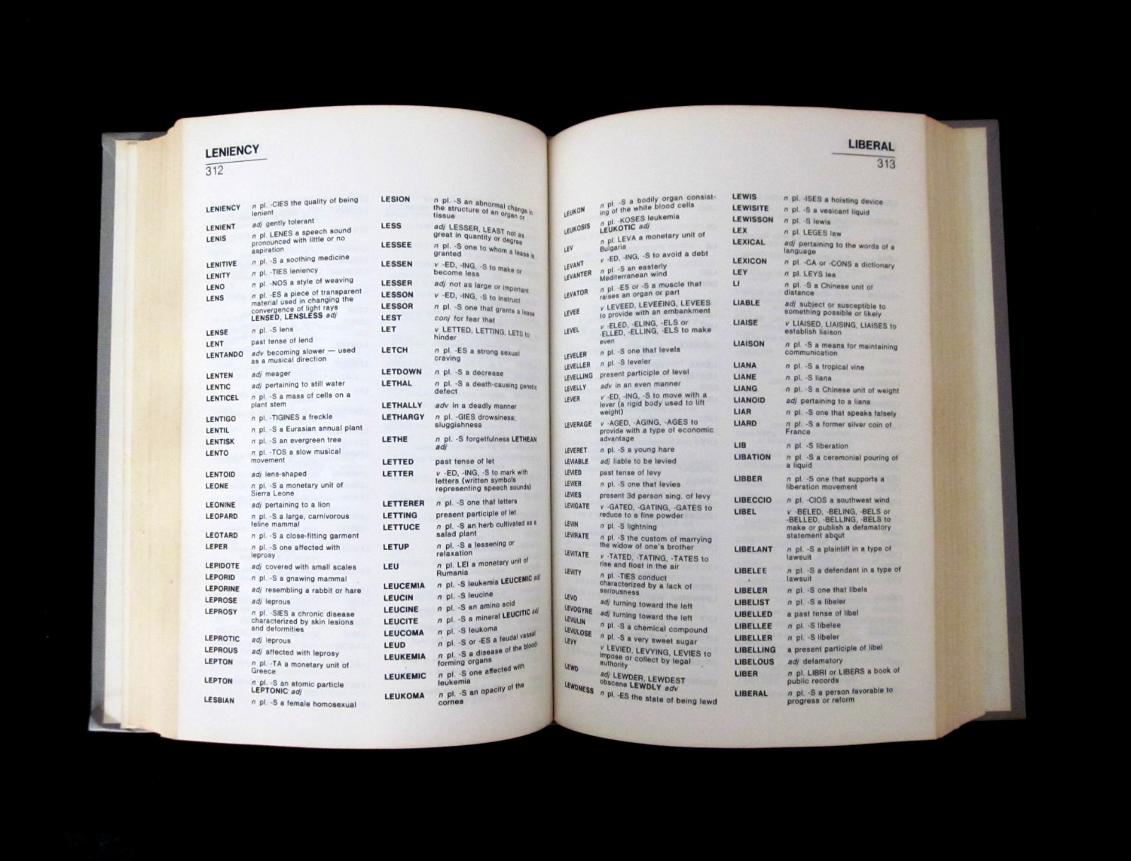 Deluxe Scrabble 1982 Game Turntable Edition Selchow & Righter + Scrabble Book