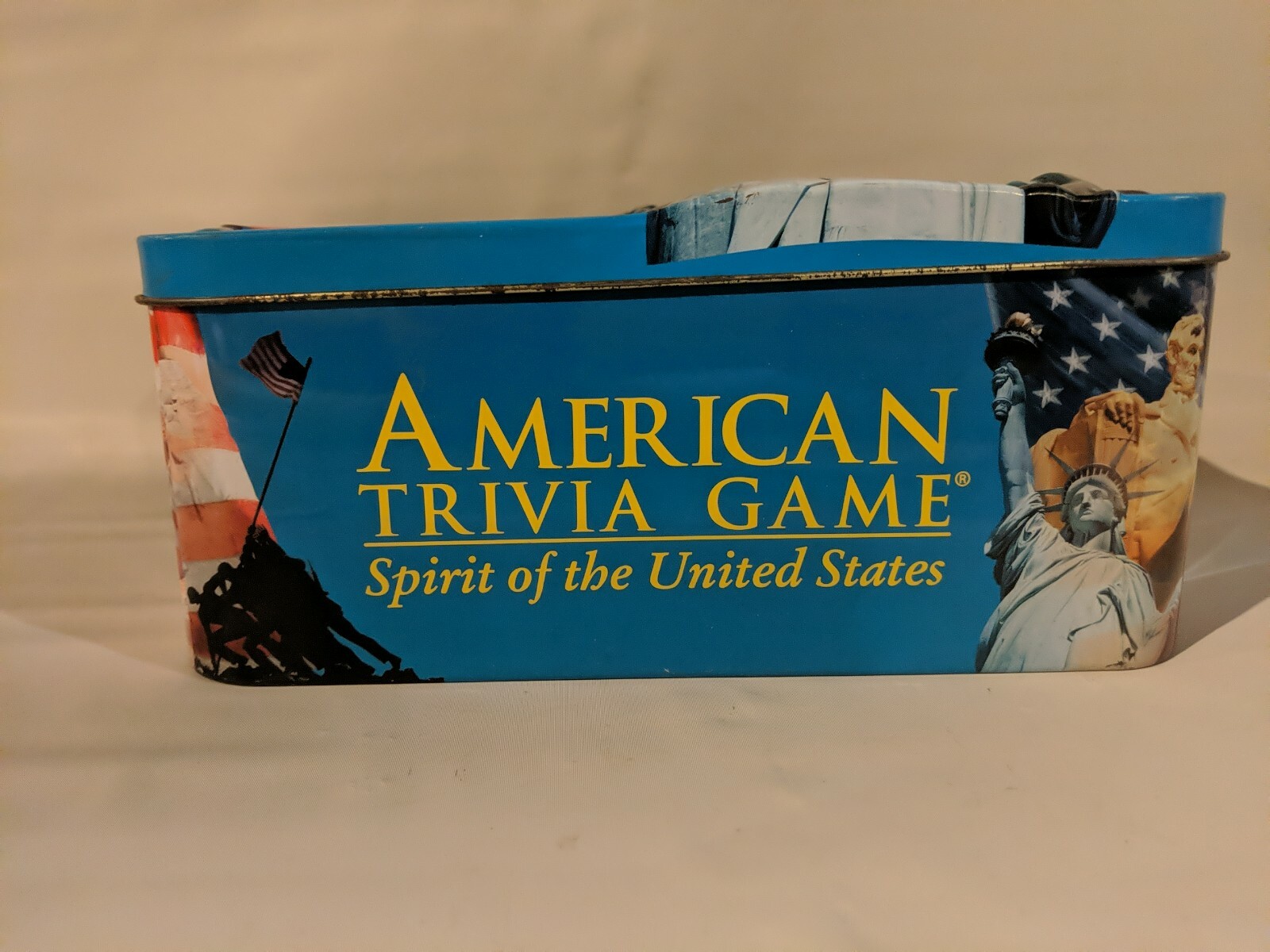 American Trivia Game 2001 Spirit of the United States – Metal Tin – Educational