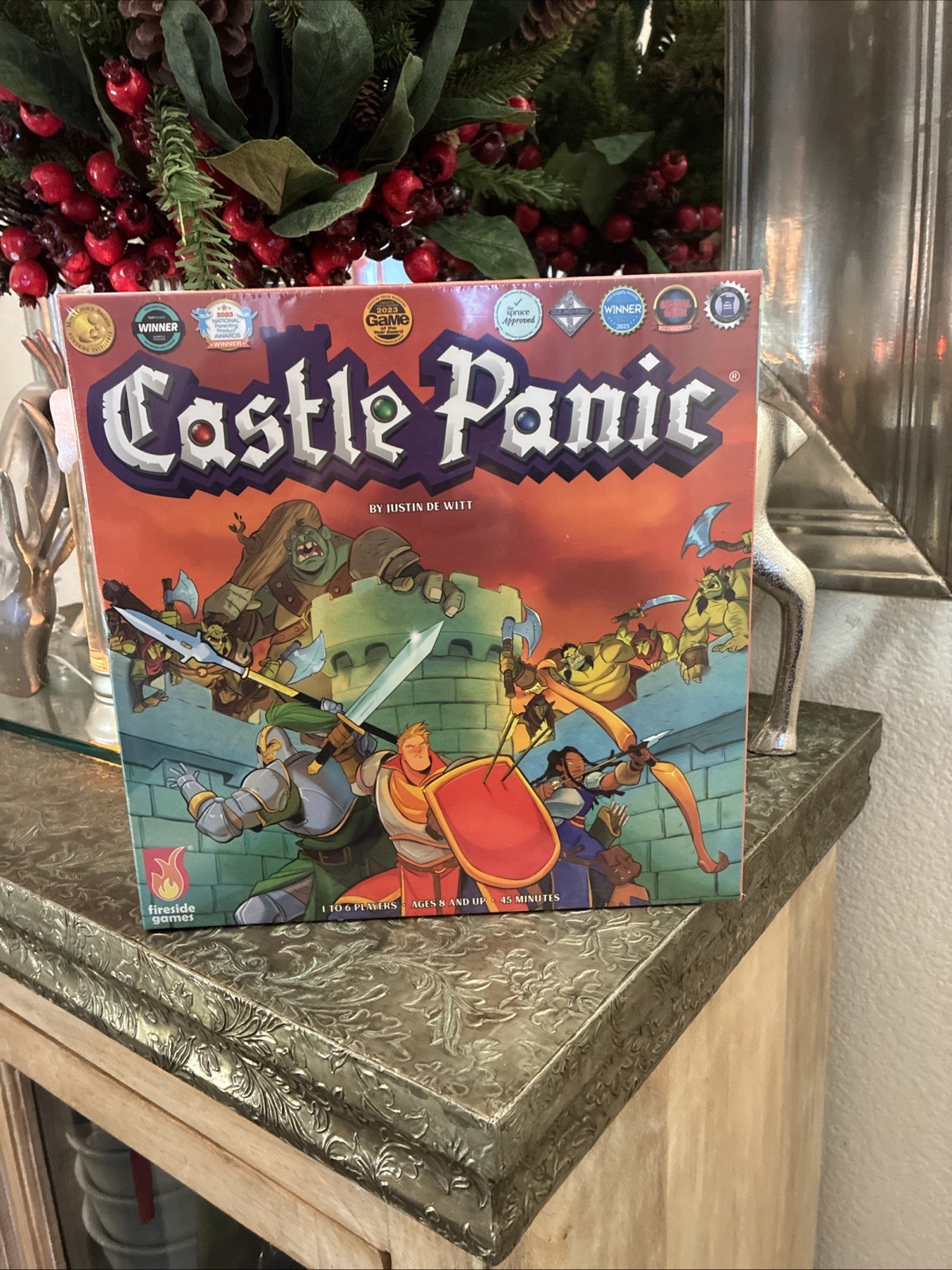 Castle Panic Board Game Cooperative Strategy Game For 1-6 Players Ages 10+ NEW