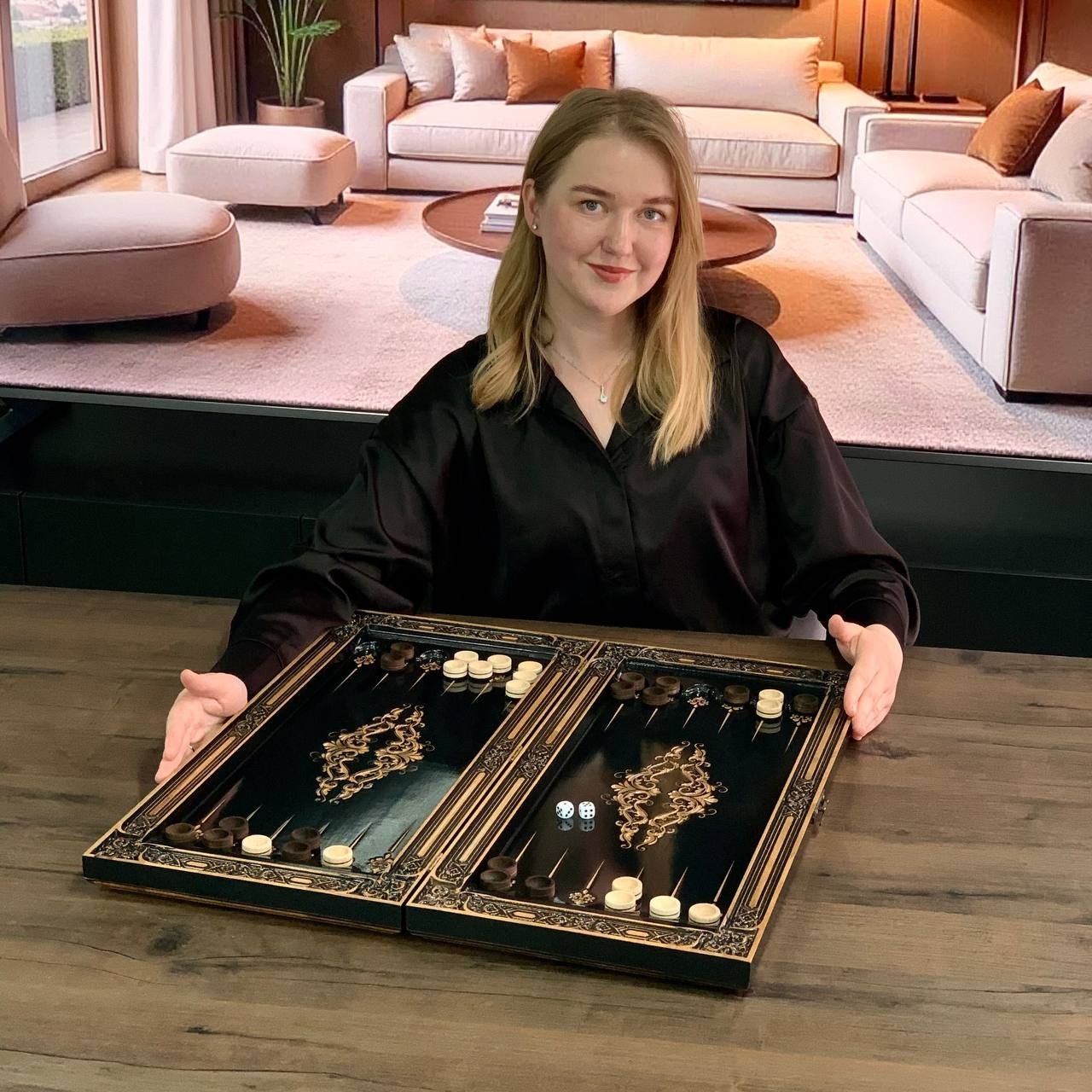 Luxury Wood Backgammon Set Lion Design Handmade Maple Wood Custom Gift 24″