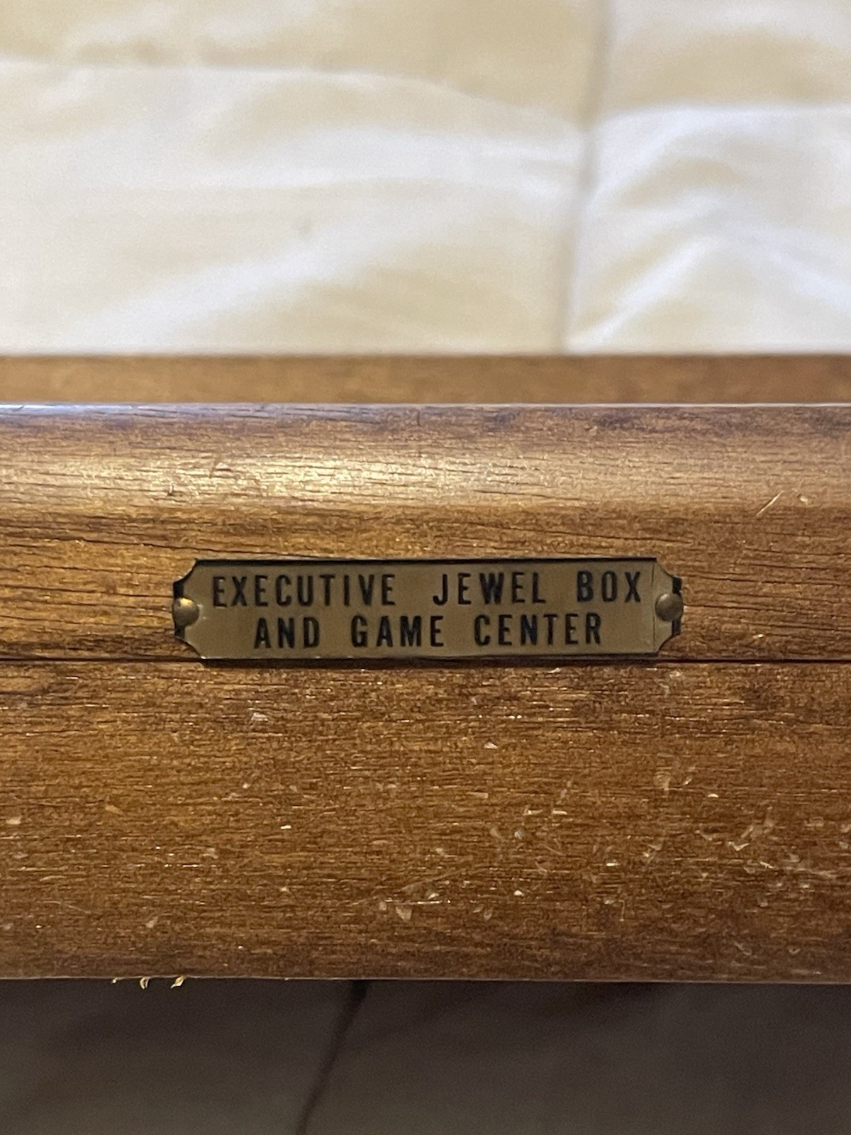 VTG Executive Jewel Box and Game Center Wooden Dice Cards Poker Chips Craps