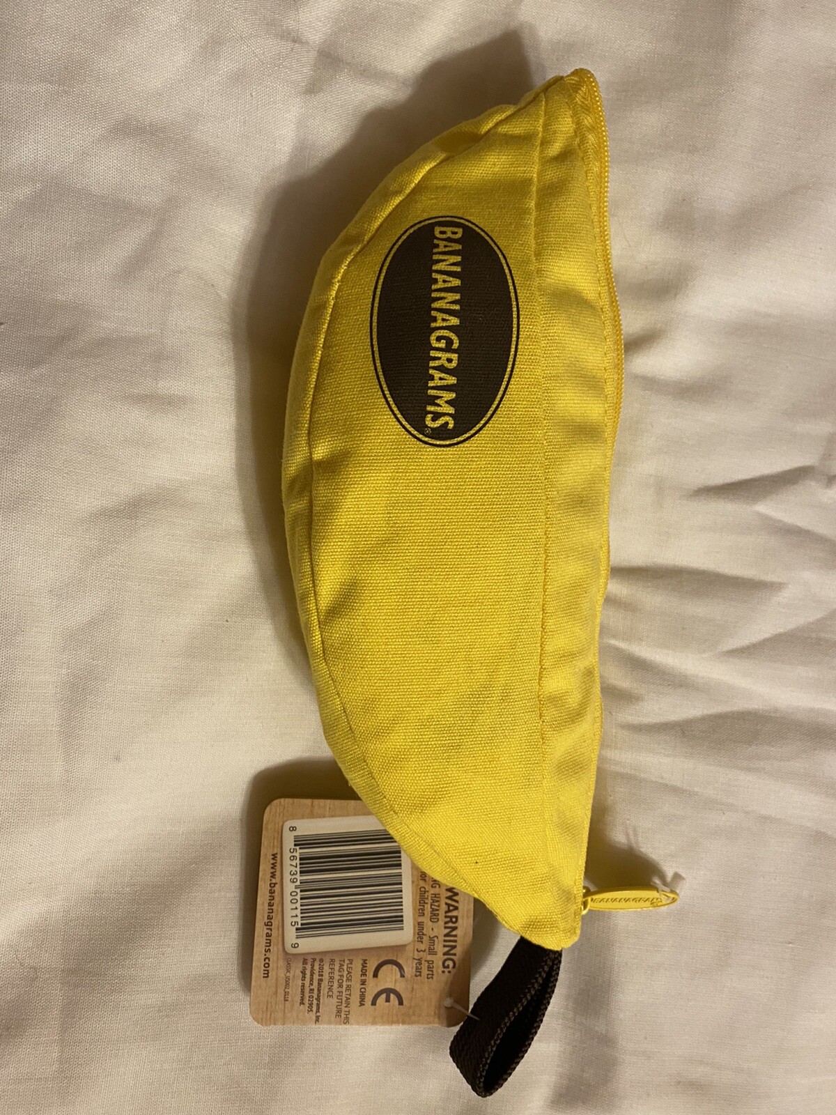 New with tags Bananagrams word building game
