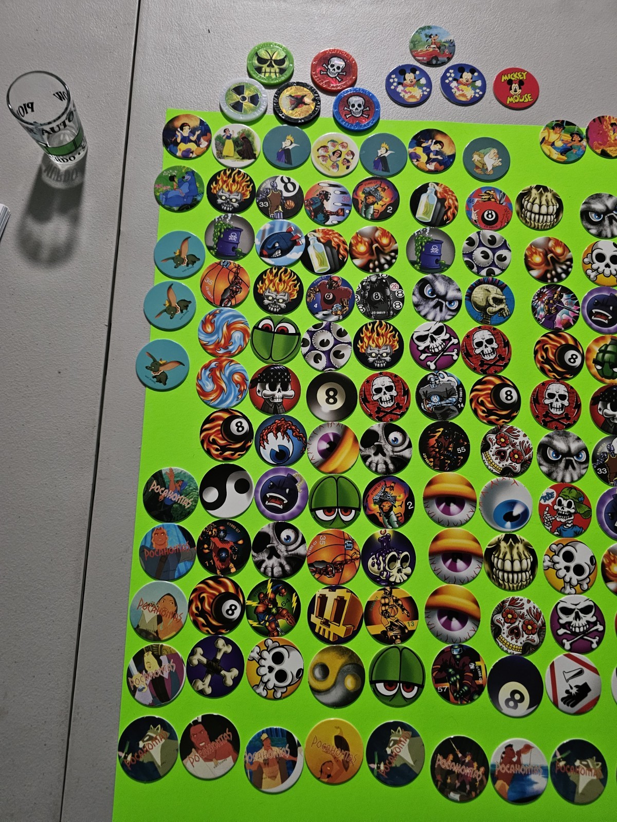 Vtg 90s Pogs 200 + Pogs +5 Slamers , Pocahontas, Dumbo, Jungle Book ,Read Des…