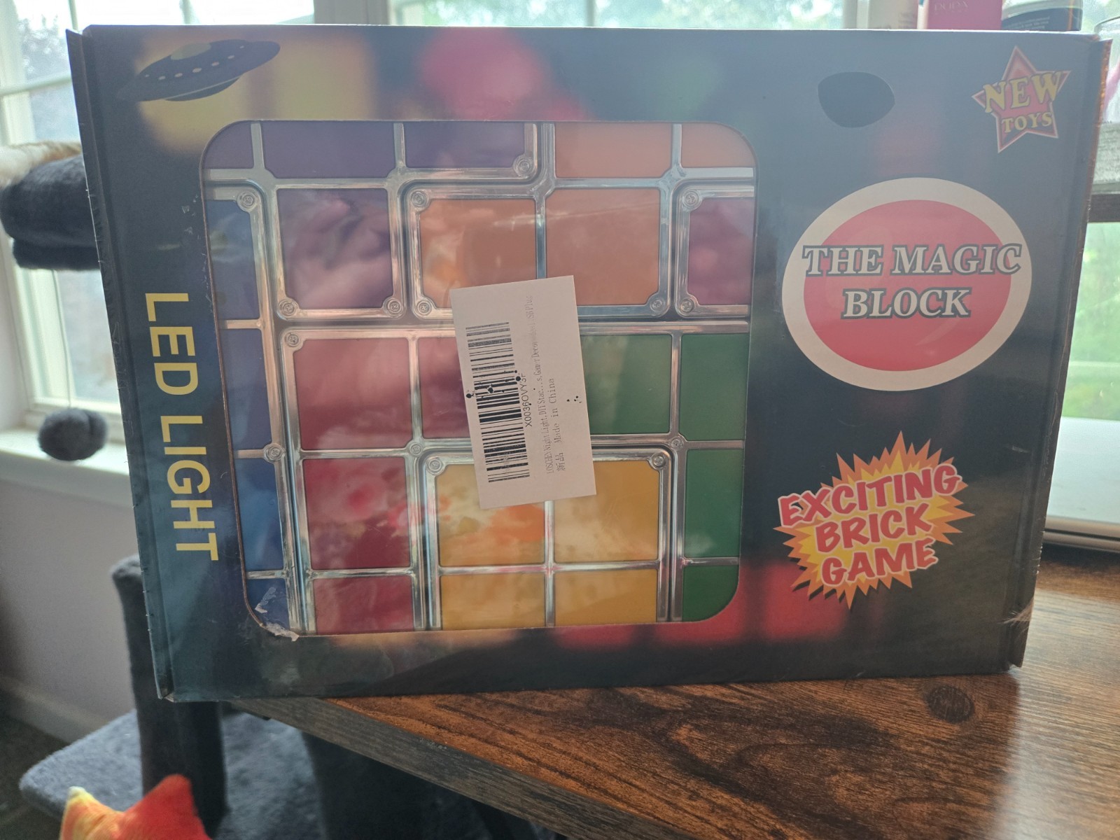 The Magic Block, NEW/Sealed, Brick Game, LED Light, Multicolor, 7 Pieces
