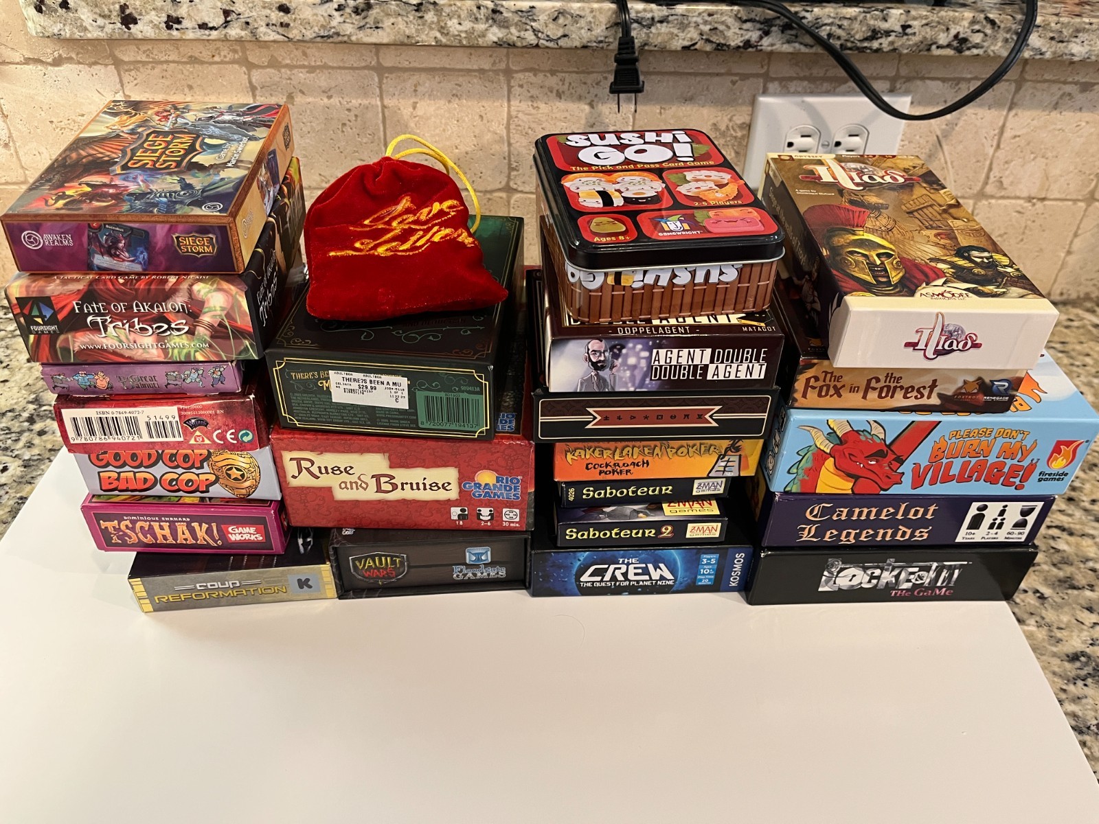 Huge Card Game Lot – 23 Games – Love Letter, Sushi Go, Sabateur, The Crew, etc.!
