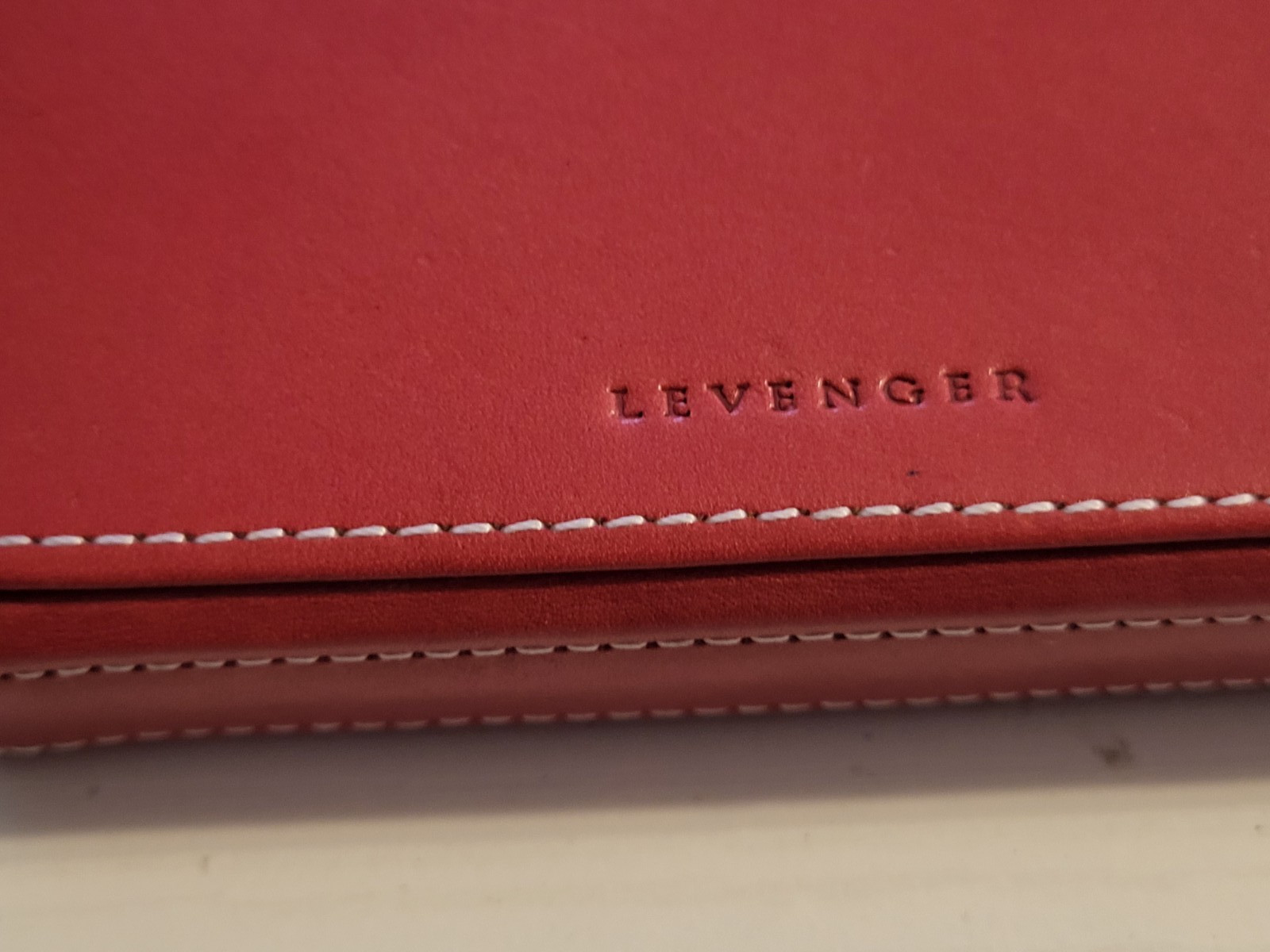 Vintage Levenger Crossword Dice Game Red Leather Case & Left,right ,center game