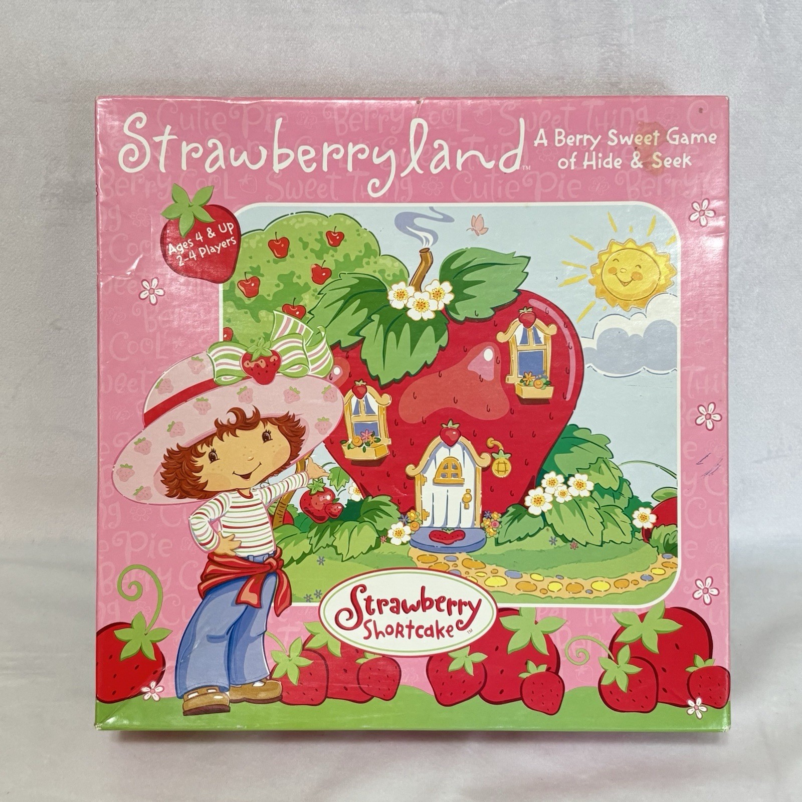 Strawberry Shortcake Strawberryland A Berry Sweet Game RoseArt 2003