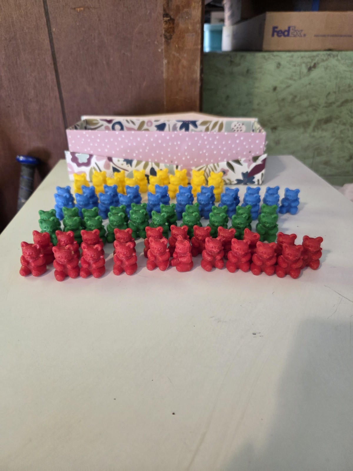Mb teddy bear bingo color perception game Replacement pieces bears lot Of 79. 1″