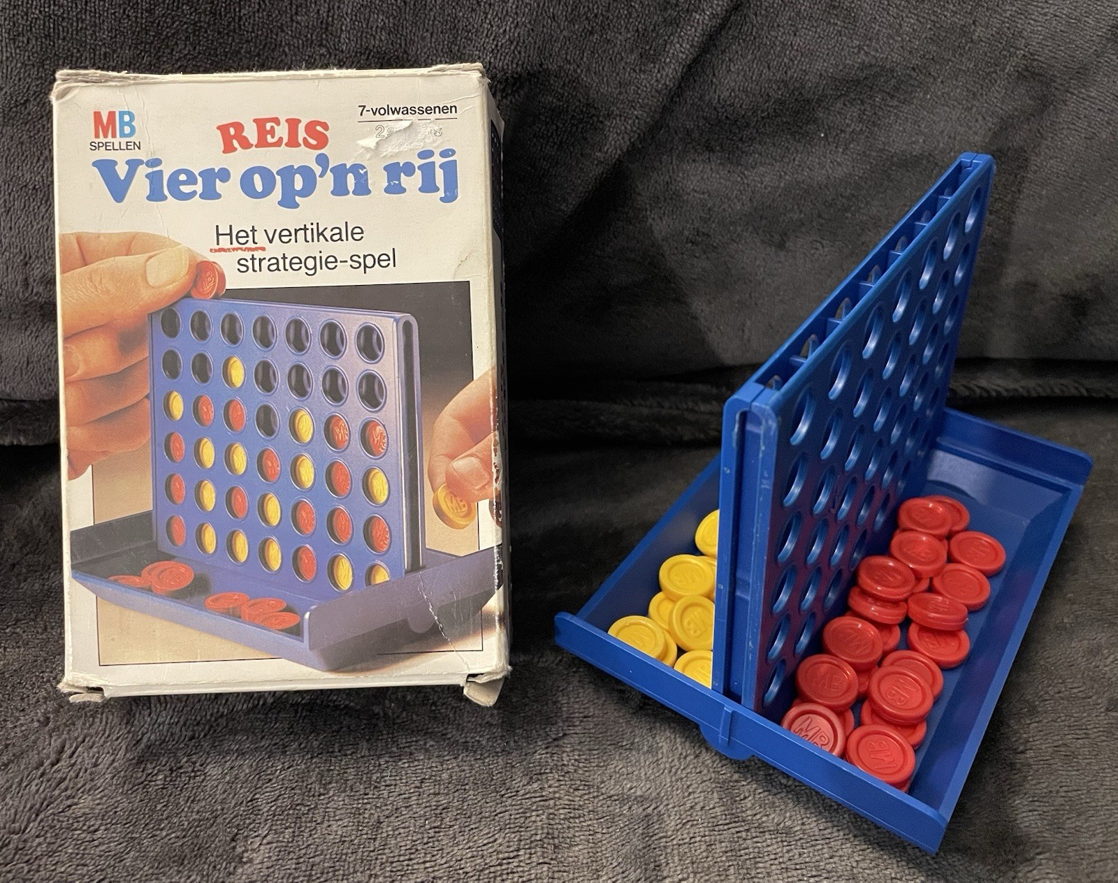 (Dutch) 1982 Milton Bradley MB Spellen Reis Vier op’n rij Connect Four Game VTG