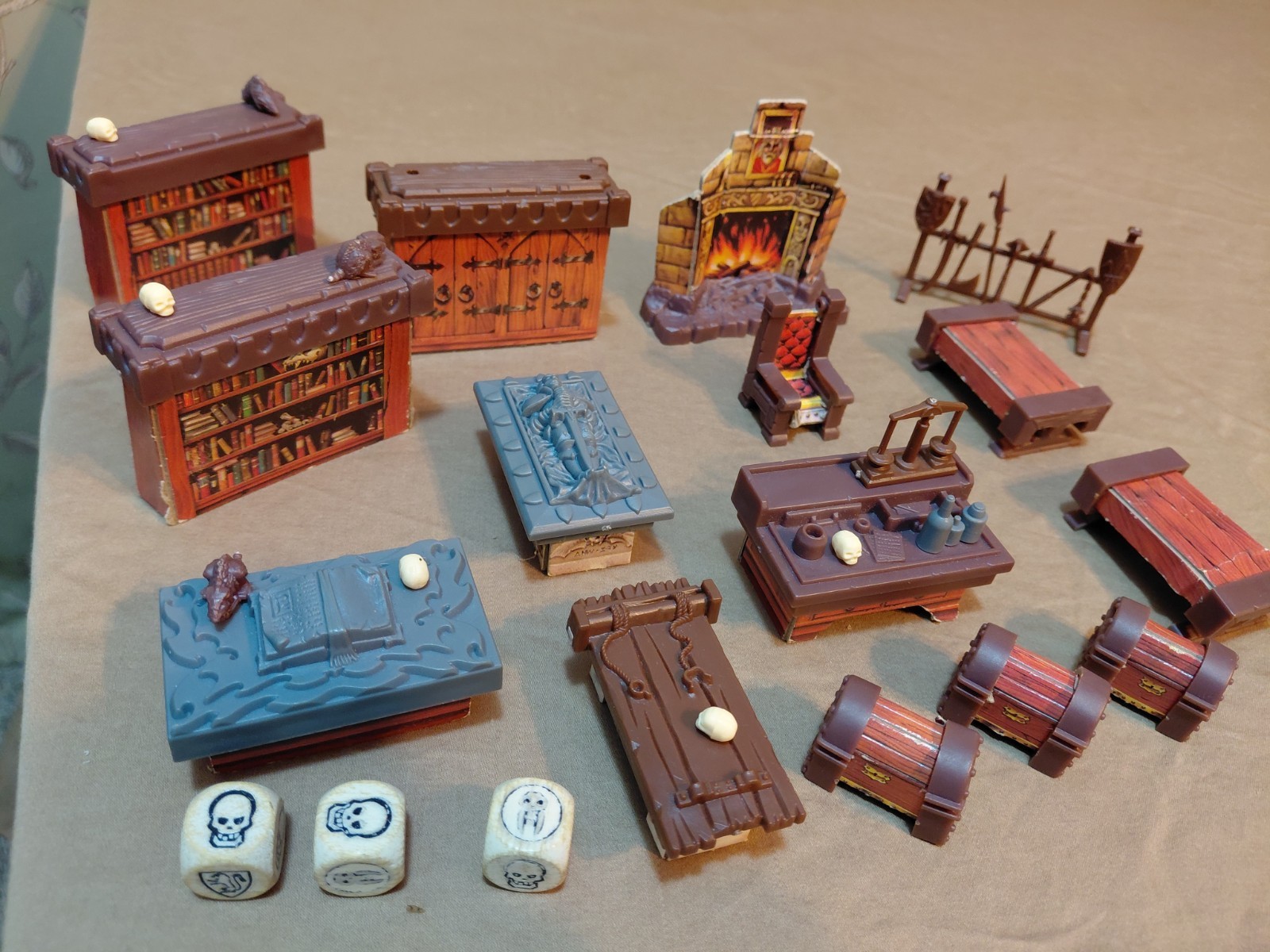 Milton Bradley HeroQuest Board Game System 1989/90 Vintage Nearly Complete