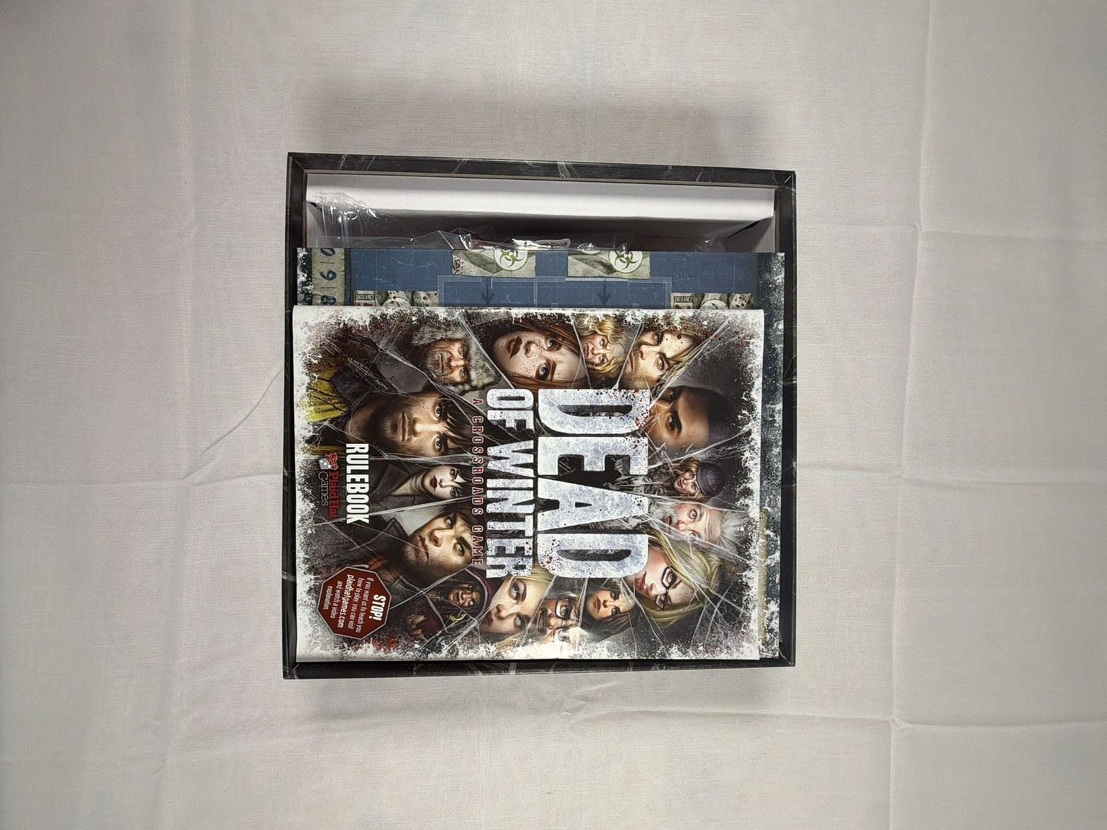NEW Dead of Winter: A Crossroads Game Board Game by Plaid Hat Games