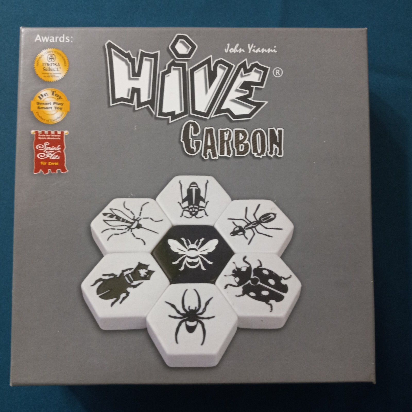 Hive Carbon Smart Zone Black & White 26 Tactile Pieces & Travel Bag & Rules 3722