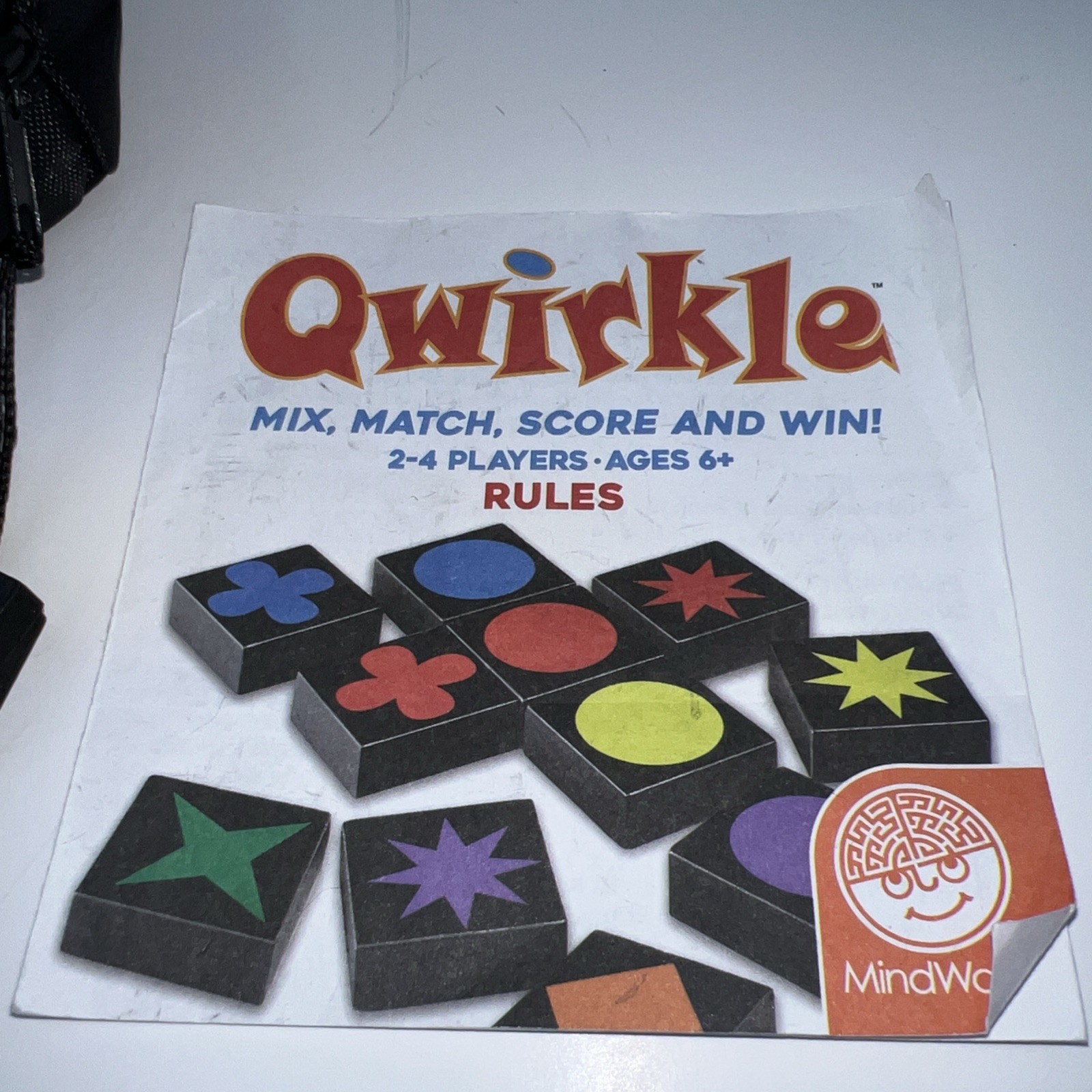 Qwirkle Game Travel Edition~Canvas Zip Bag Matching Colored Wooden Tile