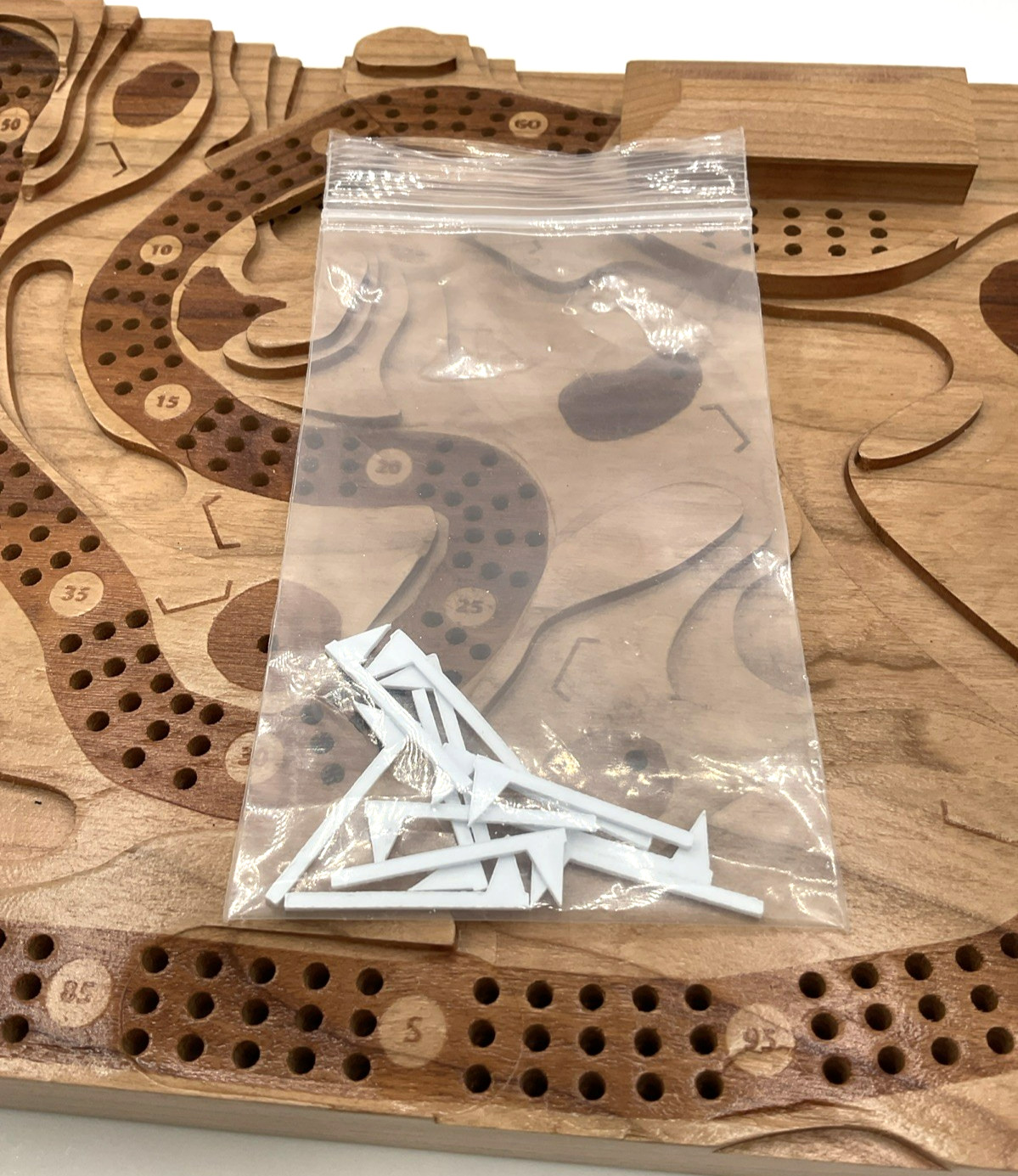 Handmade Cribscapes 3-D Golf Inspired Cribbage Board Made in Canada Card Game