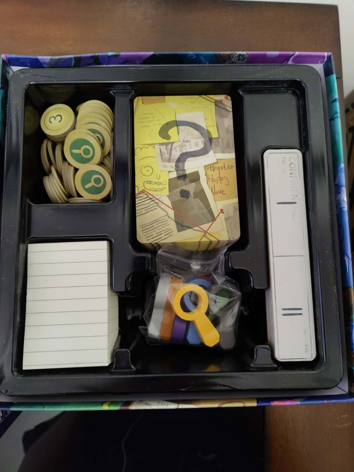 Detective Club Board Game – Blue Orange – Social Deduction
