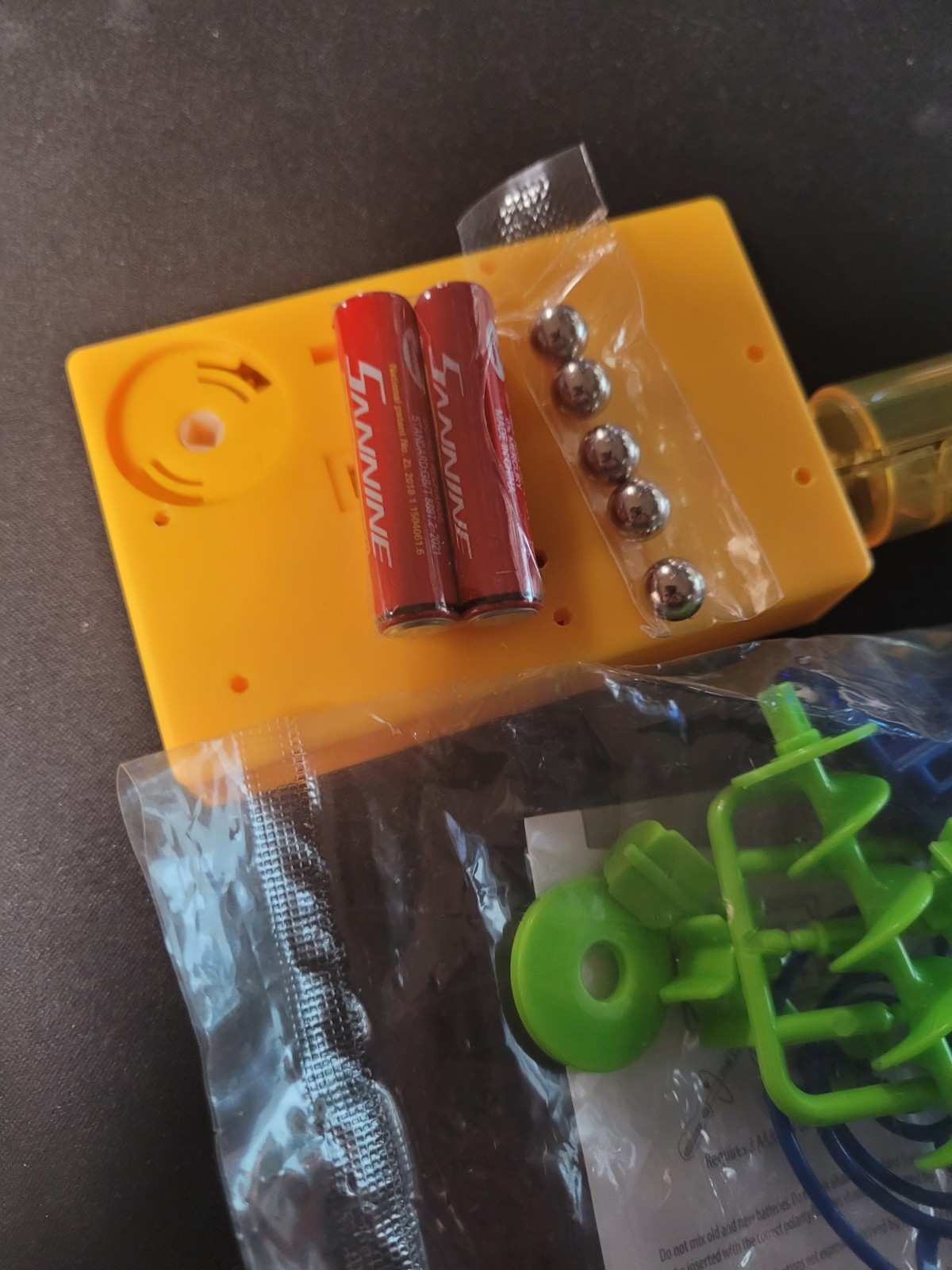 The Toy Network Fast Action Marble Maze • Perpetual Motion *Box Damage See Pics*