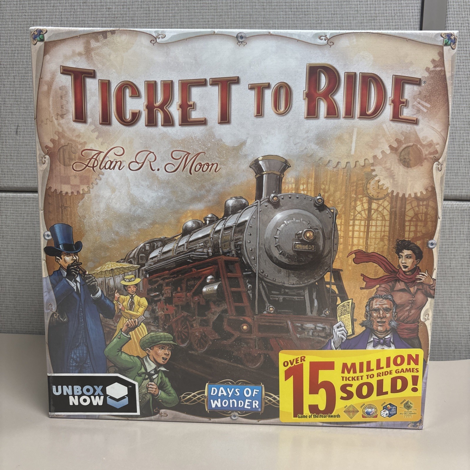 Ticket to Ride Board Game – A Cross-Country Train Adventure.(N.O.B)
