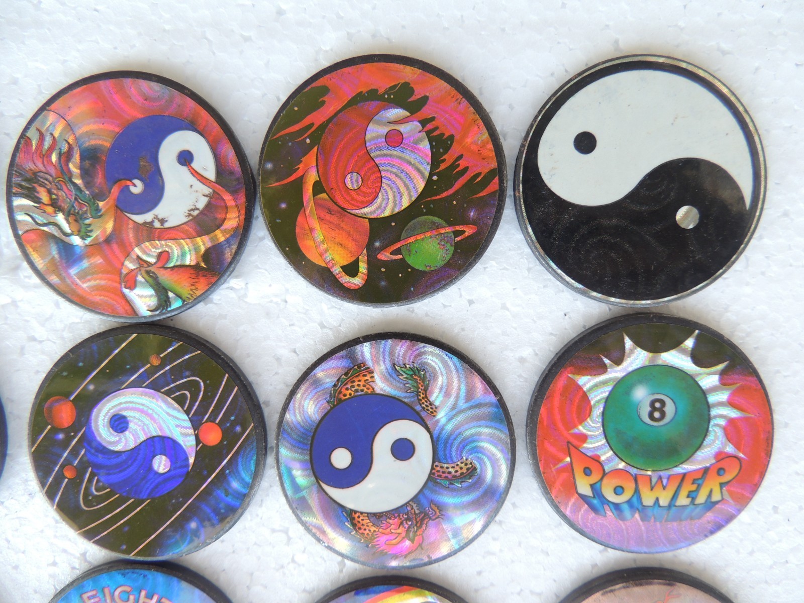 POGS SLAMMERS #SL-14 VINTAGE 90’S LOT OF 22 METAL 8-BALL YING-YANG C-PICS