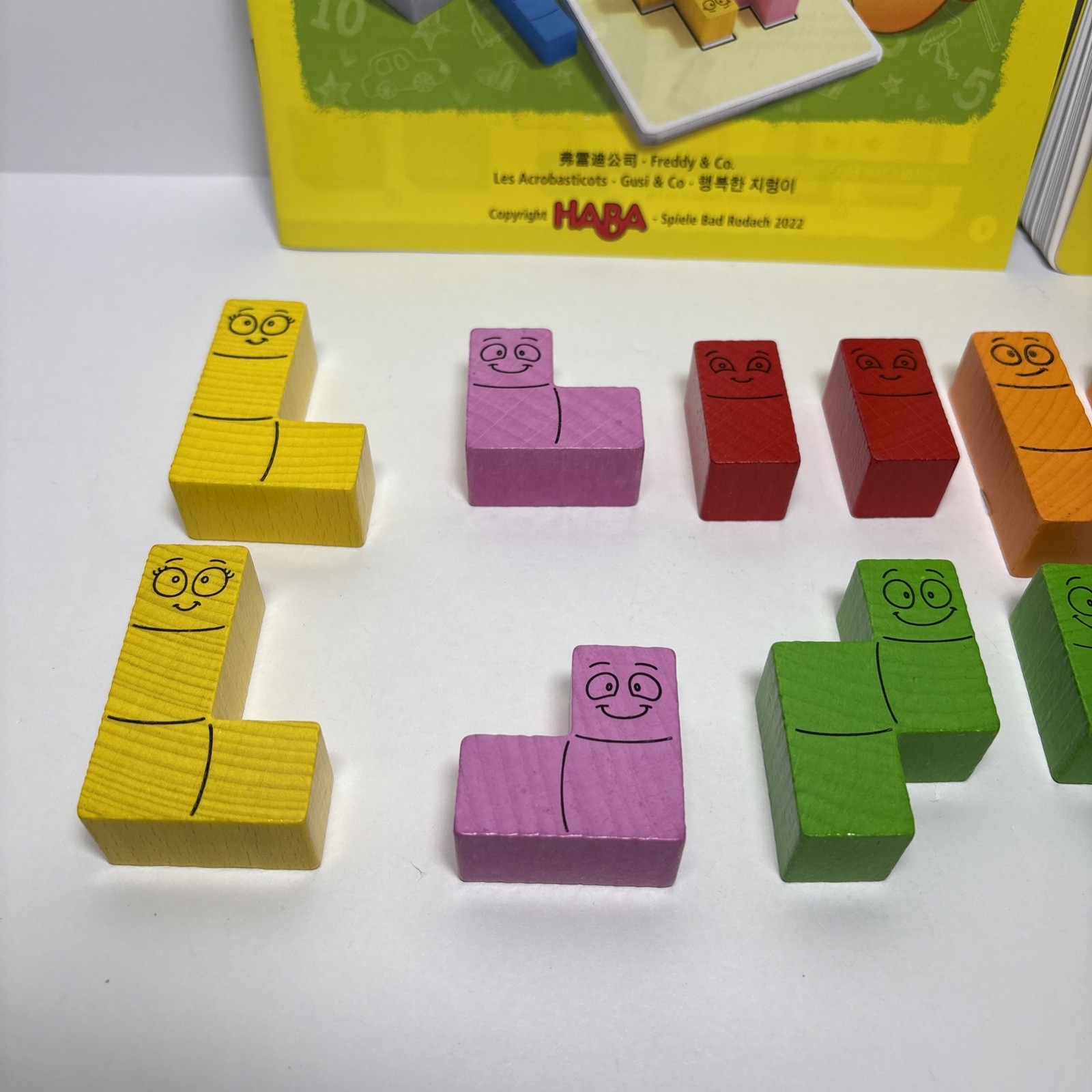 Logic! Games Happy Worms Logic Block Game HABA PLAY – STEM & Spatial Awareness