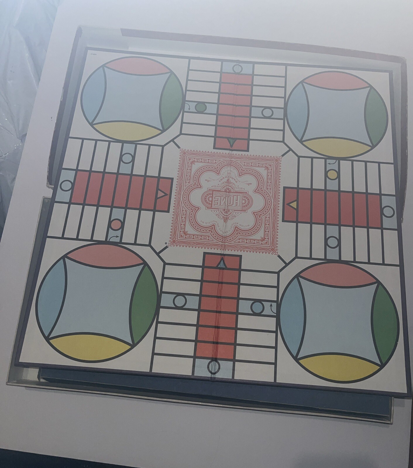 PARCHEESI BOARD GAME Royal Game of India Milton Bradley #4037 Family Game Night