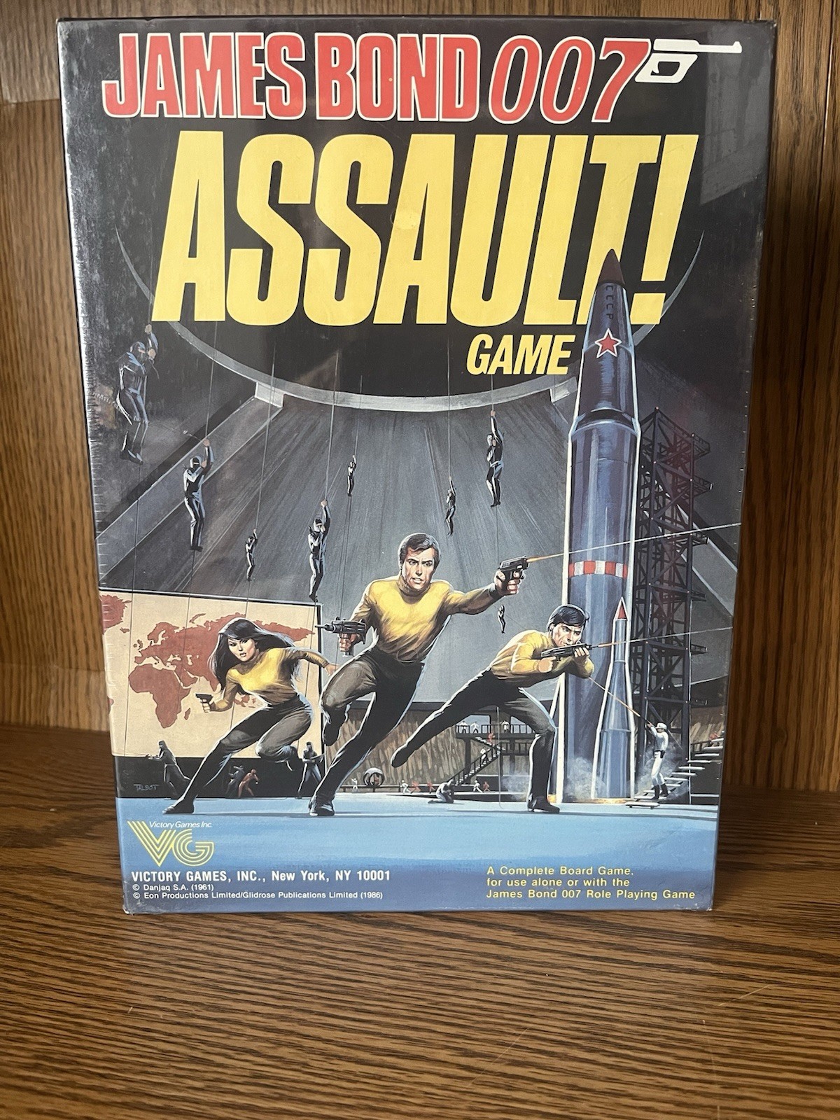 James Bond 007 – Assault Game! by Victory Games Inc. 1986 – Sealed W/ Tear