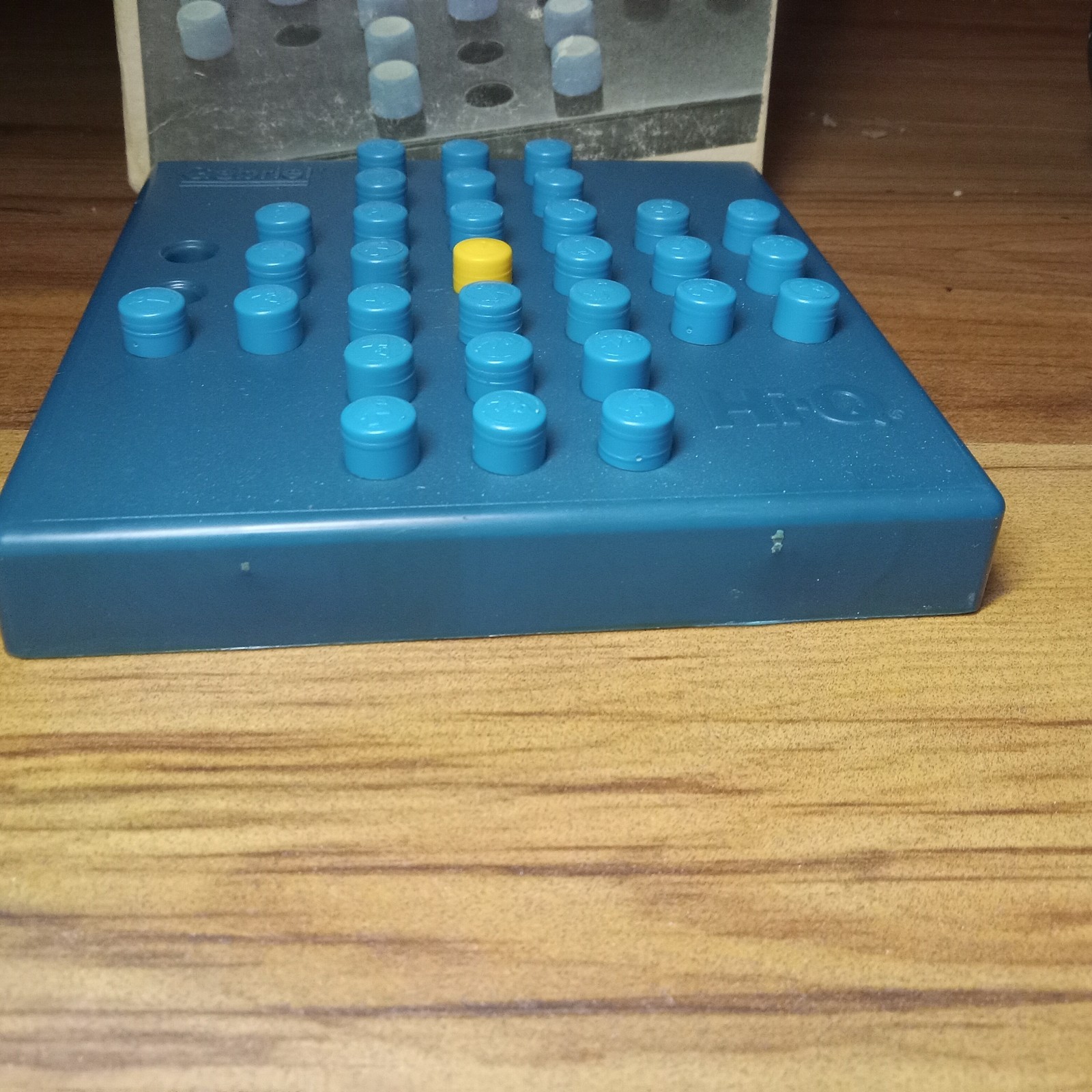 Gabriel HI-Q #7120 Solitaire Favorite Travel Game – InComplete Vintage pls read