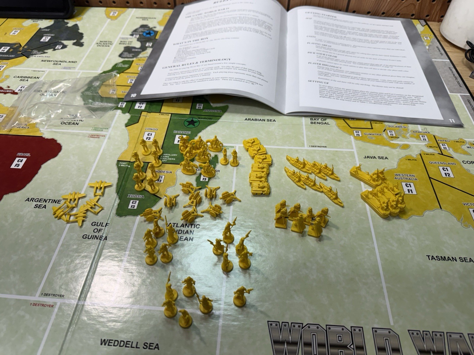 Ziggurat – WORLD WAR IV – One World, One King – Miniatures 2009 Hunley No Dice