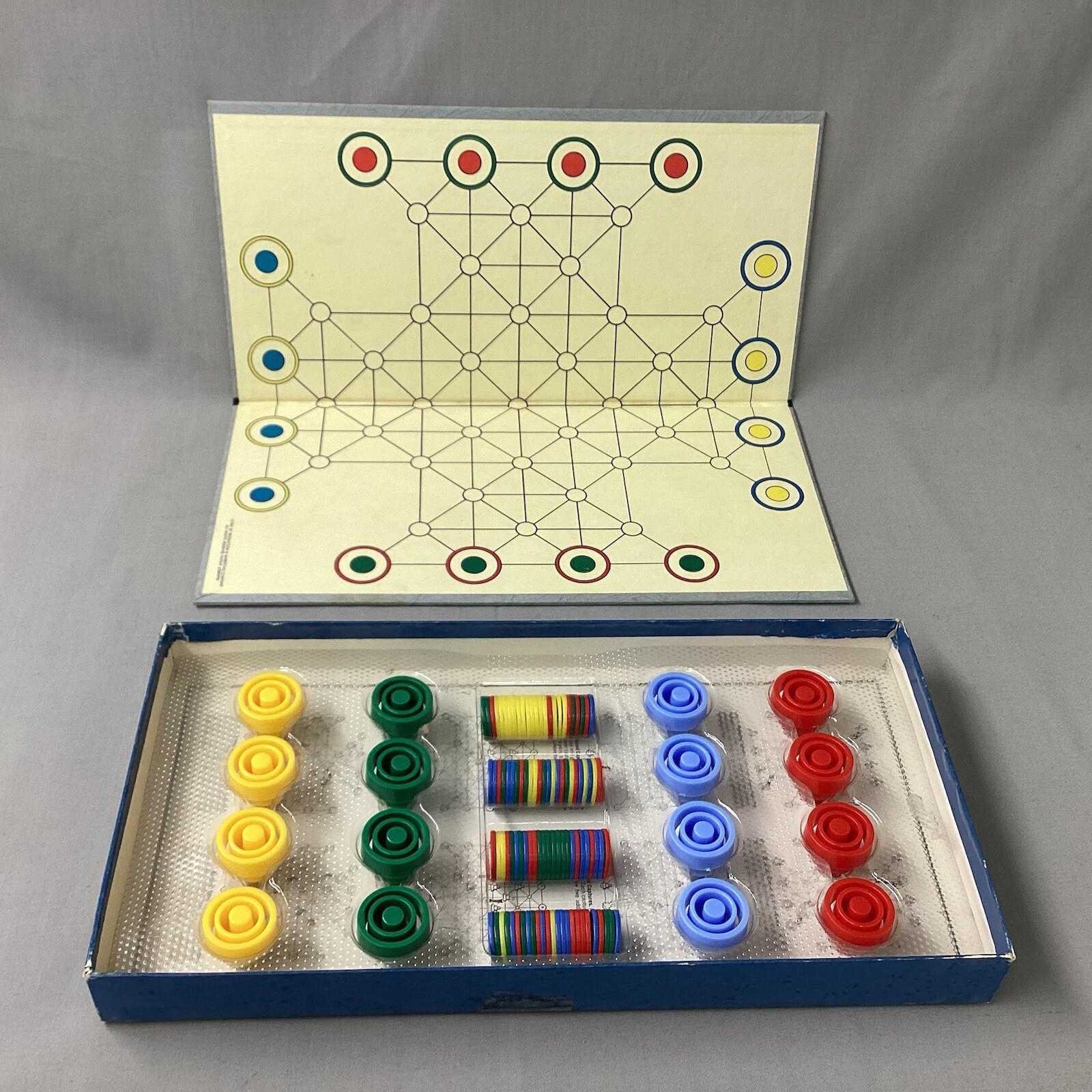 Vintage 1961 Selchow & Righter Co Troke Castle Checkers Board Game Complete