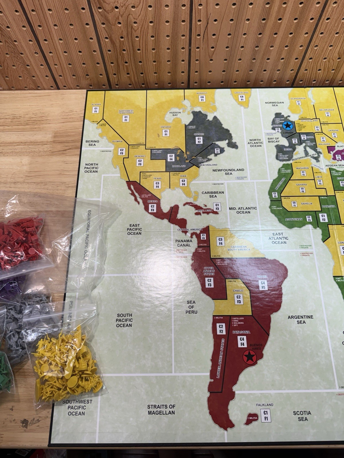 Ziggurat – WORLD WAR IV – One World, One King – Miniatures 2009 Hunley No Dice