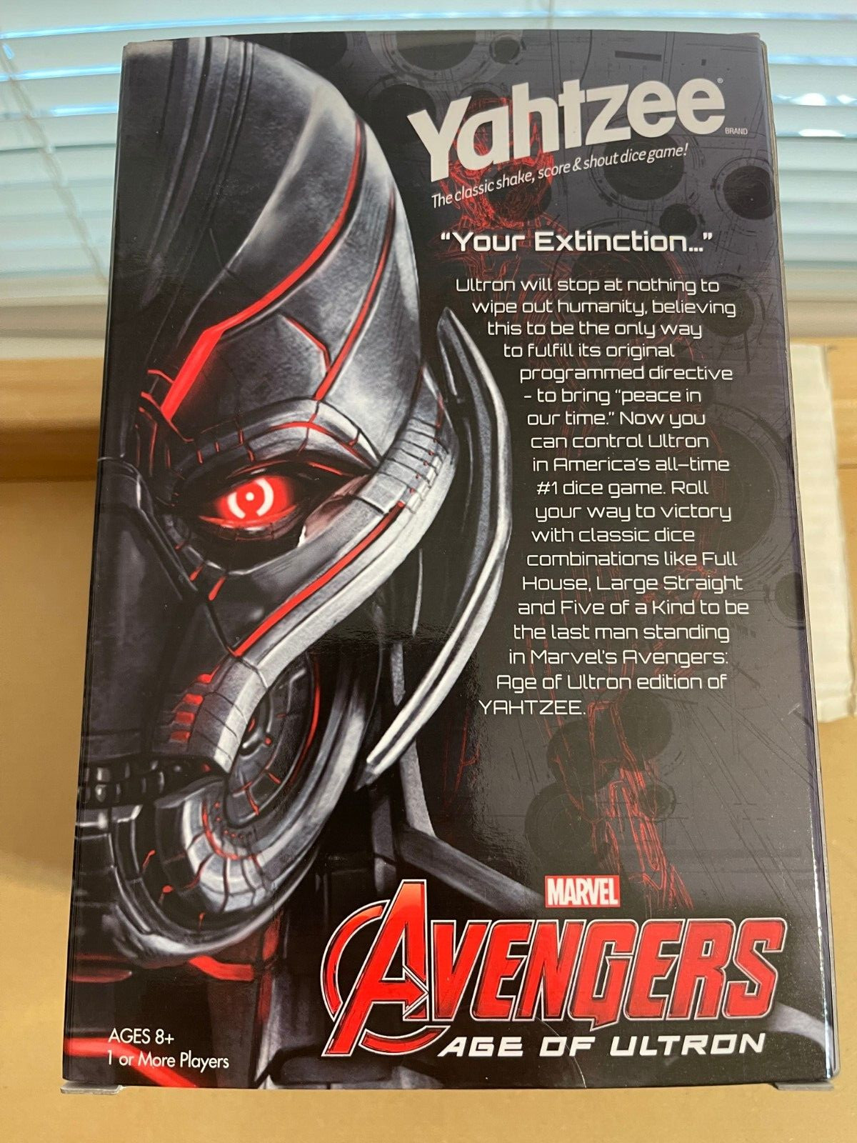 YAHTZEE AVENGERS AGE OF ULTRON GAME COLLECTOR DICE MARVEL MCU MOVIE USAOPOLY
