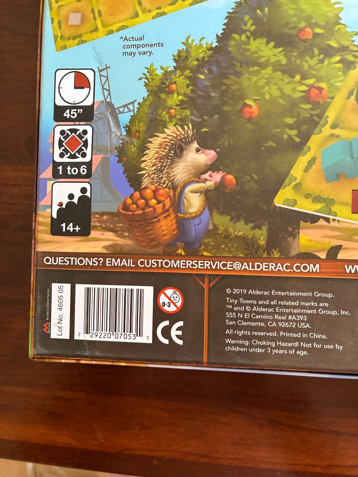 TINY TOWNS Board Game City-Building Strategy COMPLETE 2019 AWARD WINNER Ages 14+