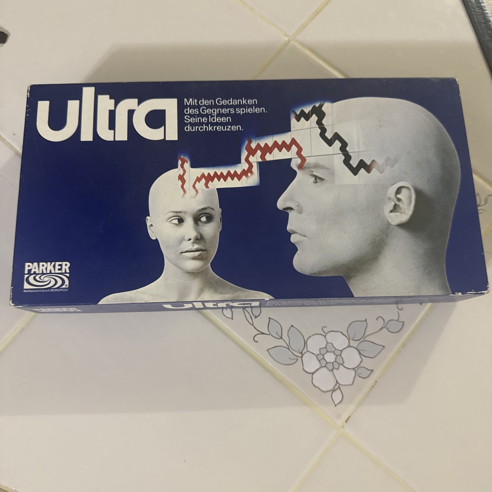 VTG Ulra Board Game by Parker-Rare In US – German-Play With Your opponent’s Mind