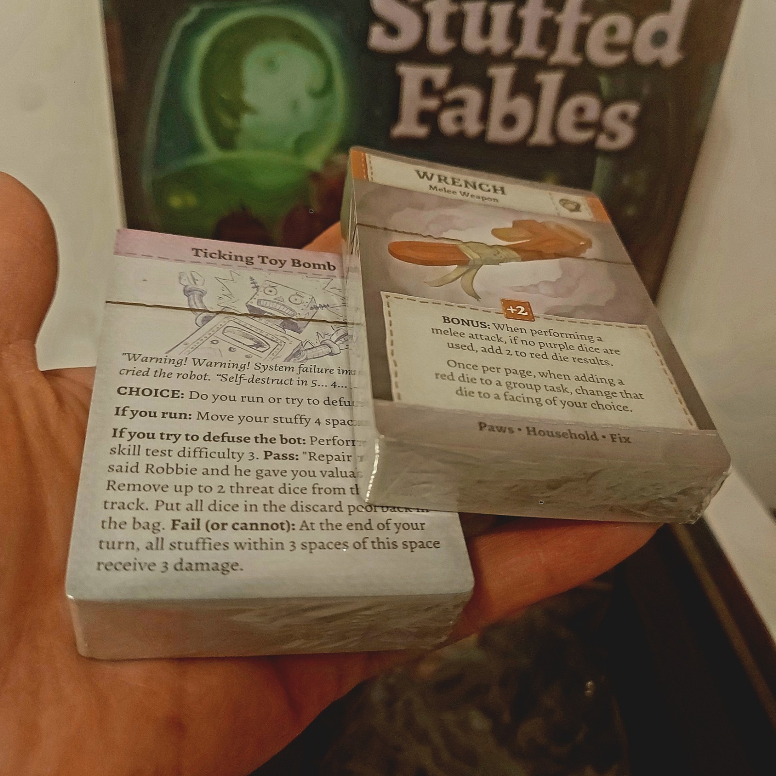 Stuffed Fables Adventure Book Game Complete W/Dice/Figures/4 Sealed Decks Z-Man