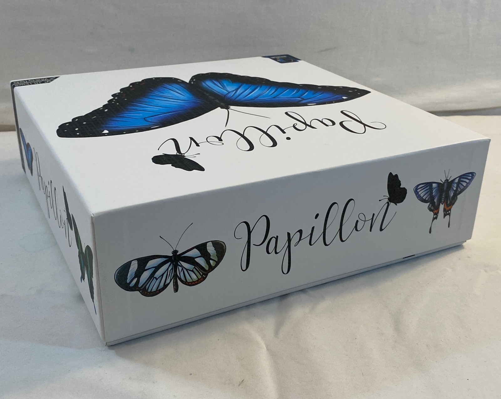 Papillon Board Game Of Butterflies 2020 Kolossal Games EXCELLENT CONDITION
