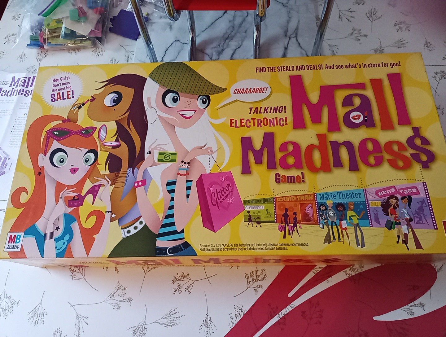 Milton Bradley Electronic Mall Madness 2004 Tested & Complete