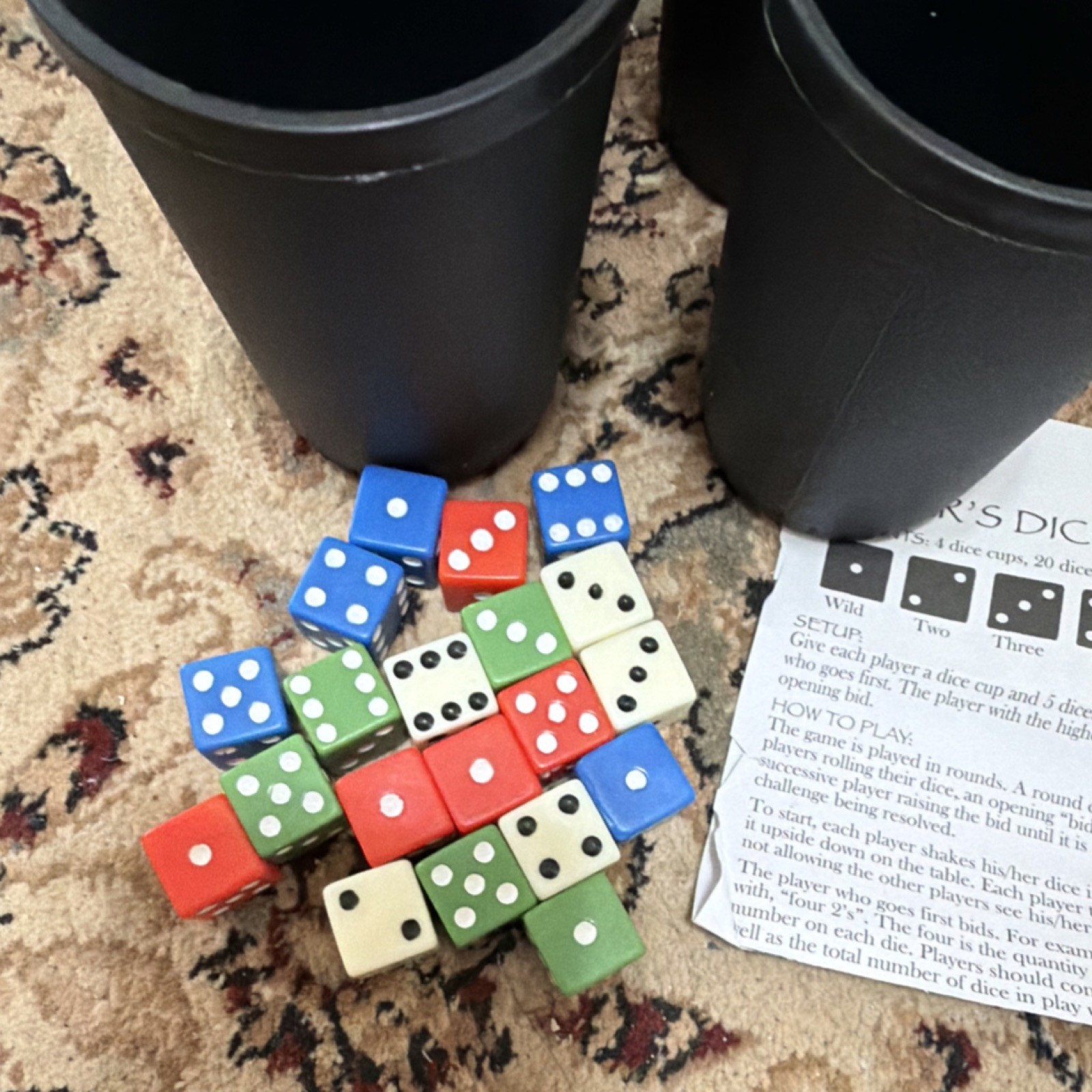 Liar’s Dice Classic Bluffing Dice Game w/ 4 Cups 20 Dice Rules 6+ 2-4