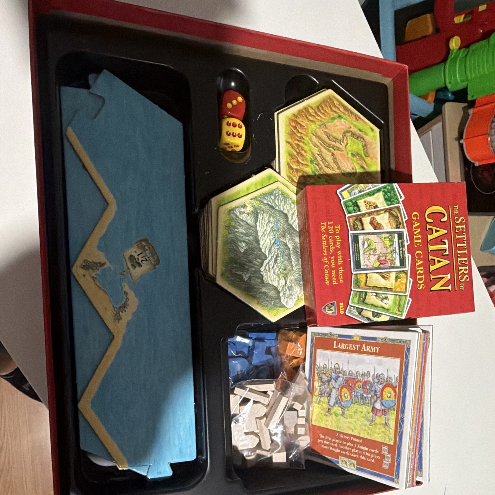 Mayfair Games The Settlers of Catan Board Game w/ Cards, Dice (2002)