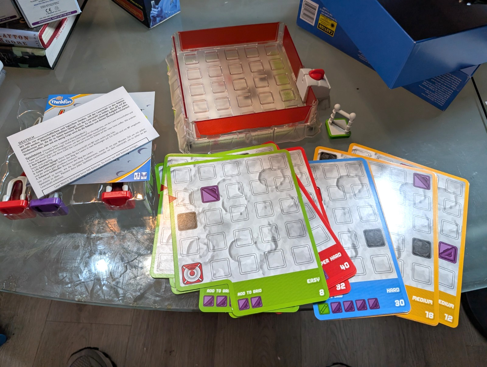 USED Laser Maze Jr. ThinkFun Science Logic Maze For Juniors! Complete 2014
